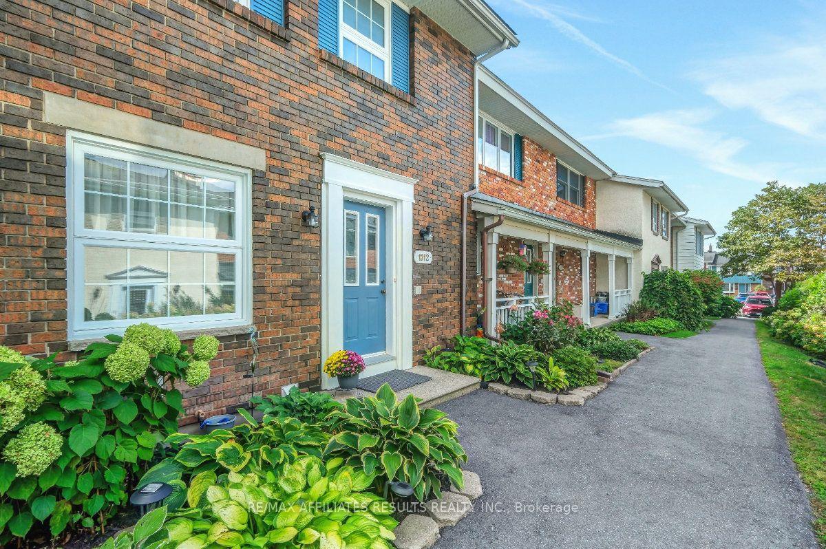 Photo 3 of 1312 Cornell Street, Ottawa, Redwood Park — HOMEH