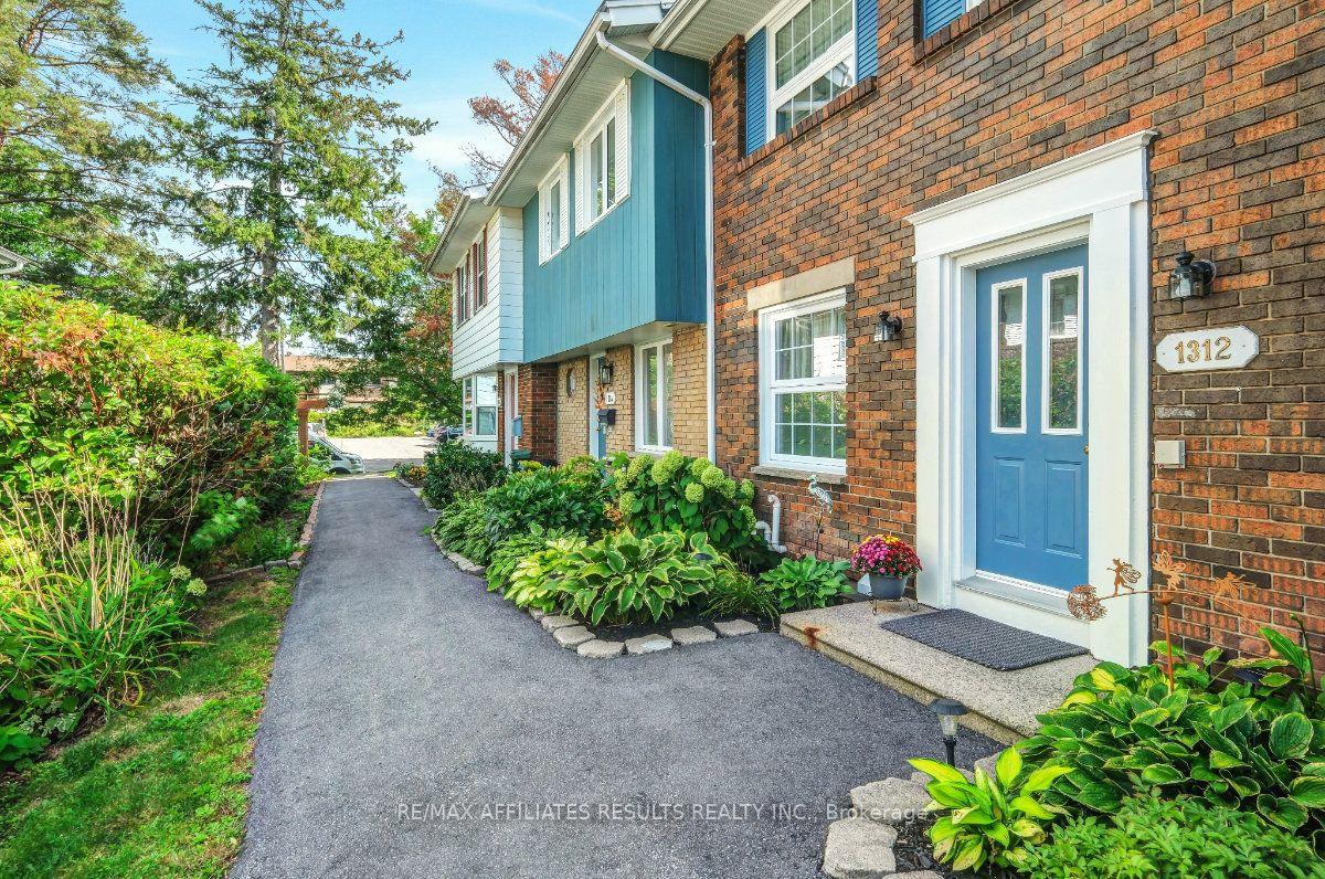 Photo 5 of 1312 Cornell Street, Ottawa, Redwood Park — HOMEH