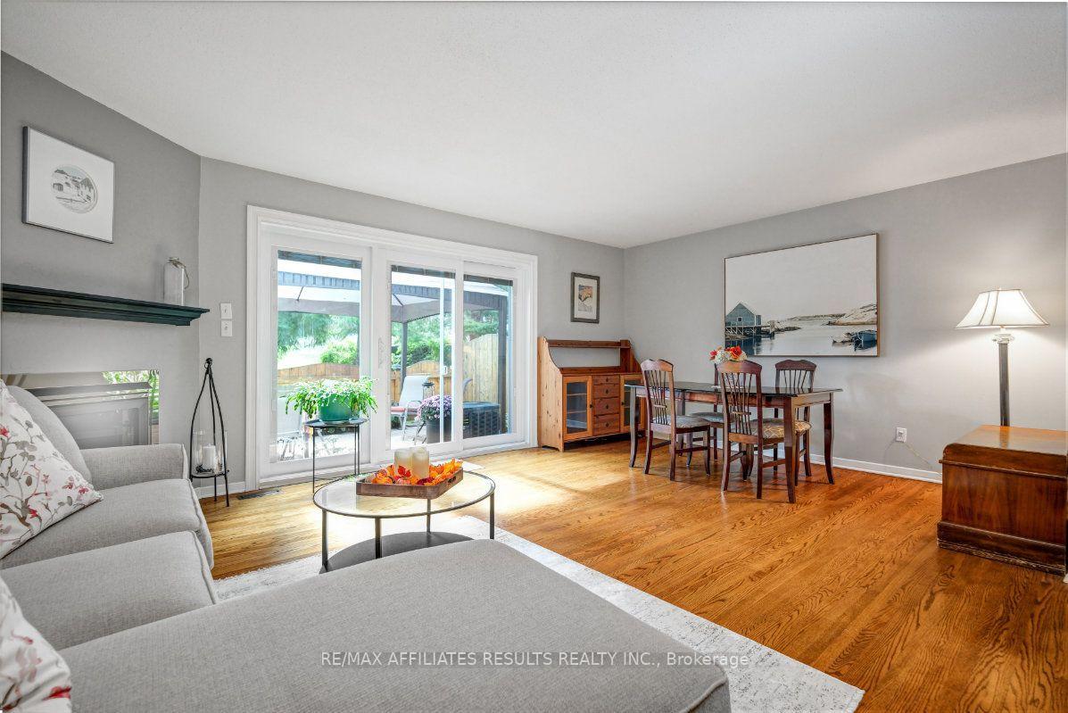 Photo 11 of 1312 Cornell Street, Ottawa, Redwood Park — HOMEH