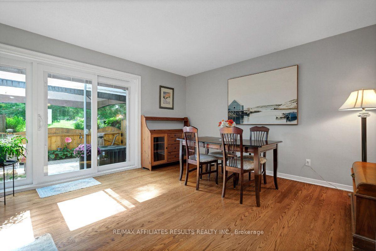 Photo 17 of 1312 Cornell Street, Ottawa, Redwood Park — HOMEH
