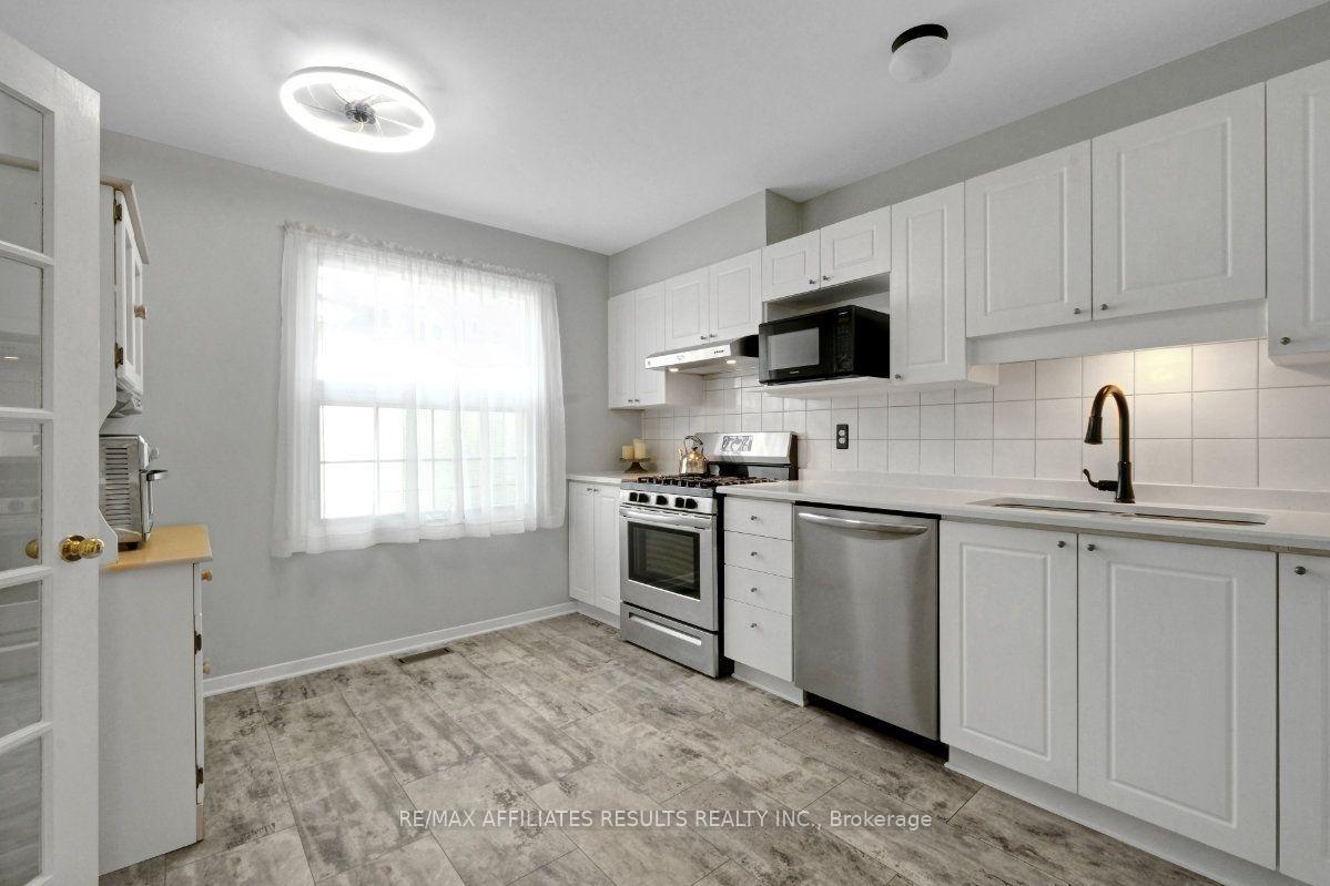 Photo 18 of 1312 Cornell Street, Ottawa, Redwood Park — HOMEH
