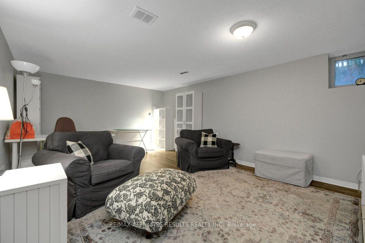 Photo 33 of 1312 Cornell Street, Ottawa, Redwood Park — HOMEH