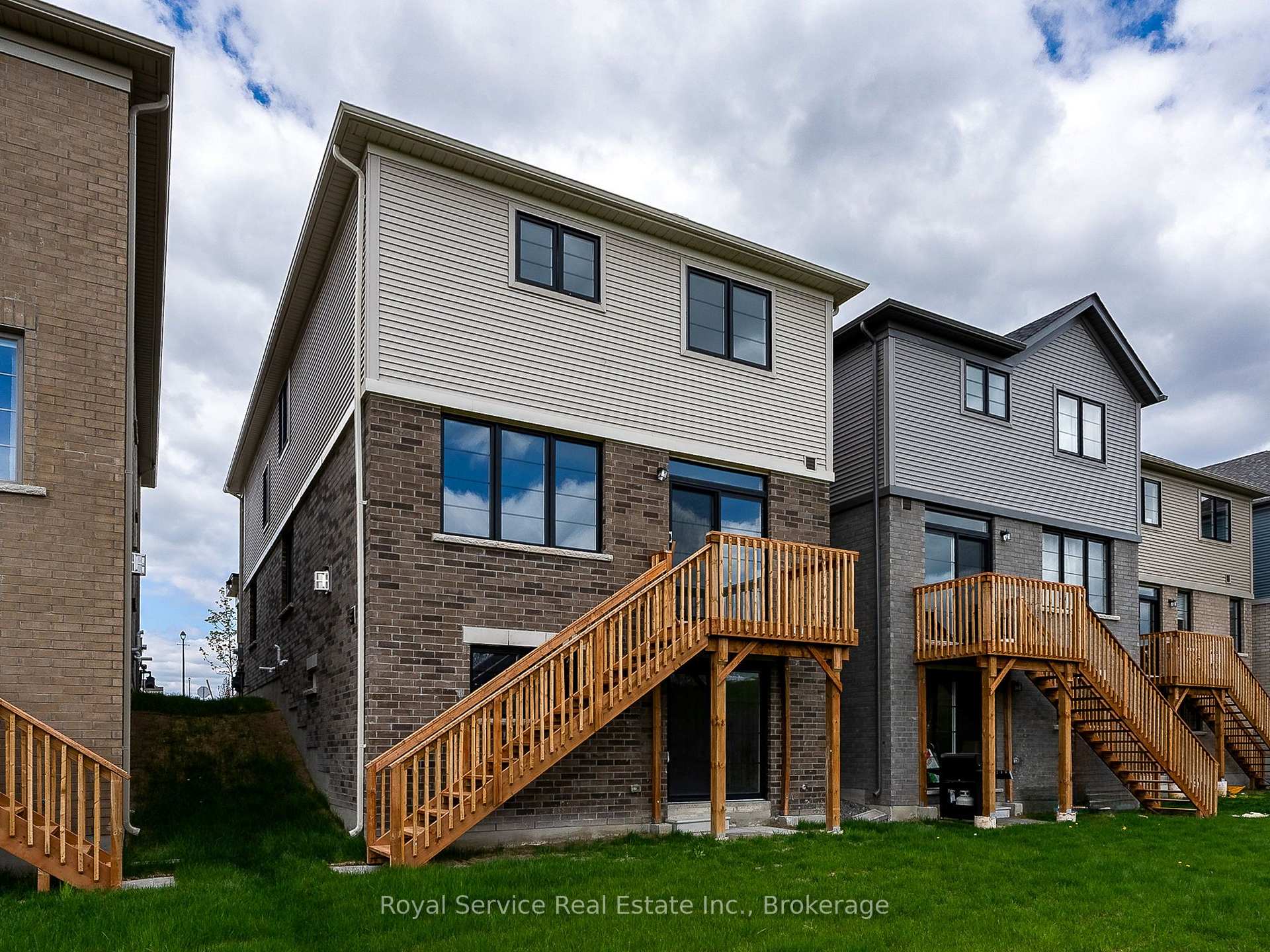 Photo 30 of 472 Trevor Street, Cobourg — HOMEH