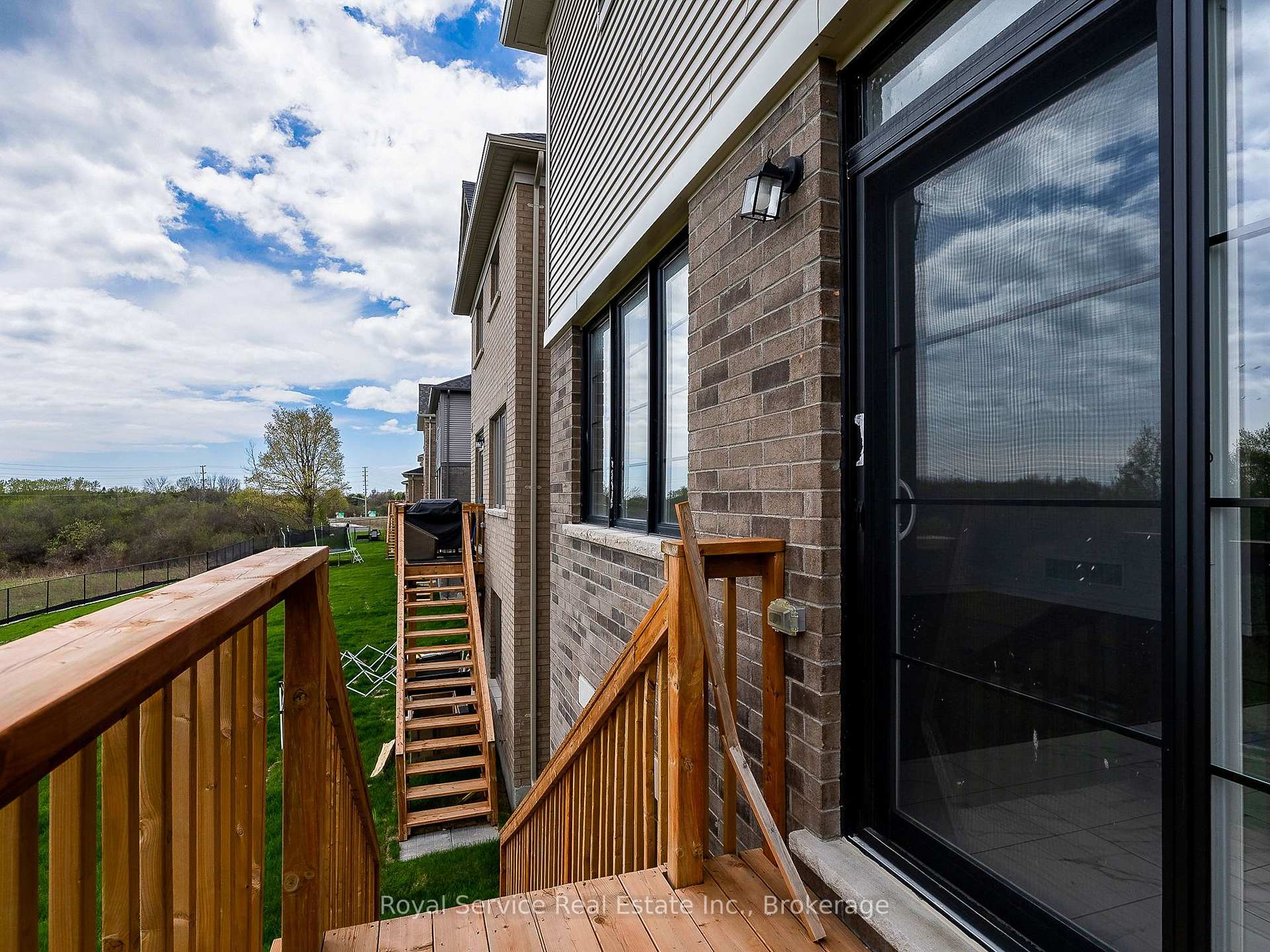 Photo 36 of 472 Trevor Street, Cobourg — HOMEH