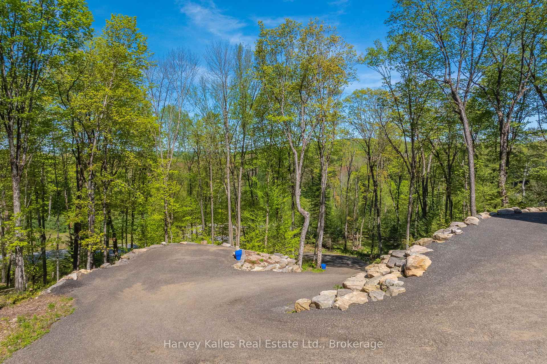 Photo 38 of 25 Natures Way, Huntsville, Brunel — HOMEH