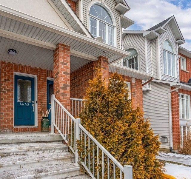 Photo 2 of Unit 4, 4443 Harper Avenue, Ottawa, Carson Grove — HOMEH