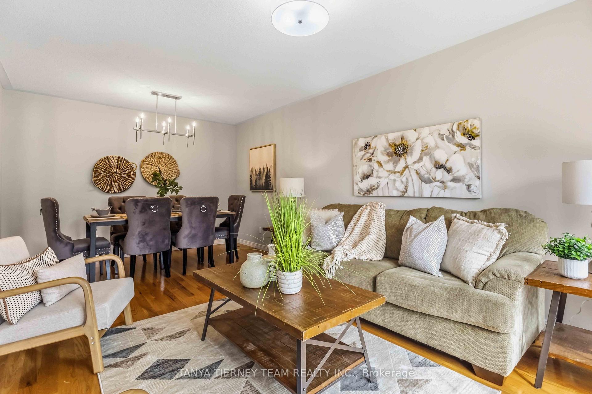 Photo 9 of 5 Padfield Drive, Clarington, Bowmanville — HOMEH