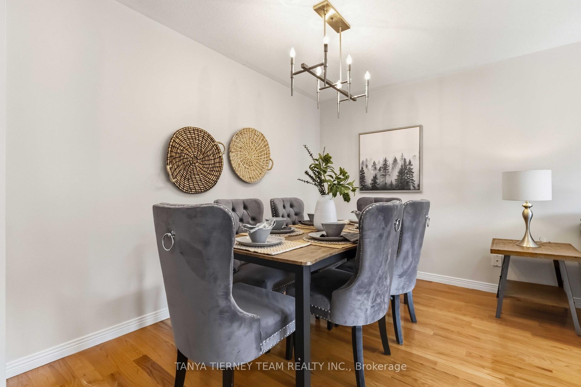 Photo 12 of 5 Padfield Drive, Clarington, Bowmanville — HOMEH