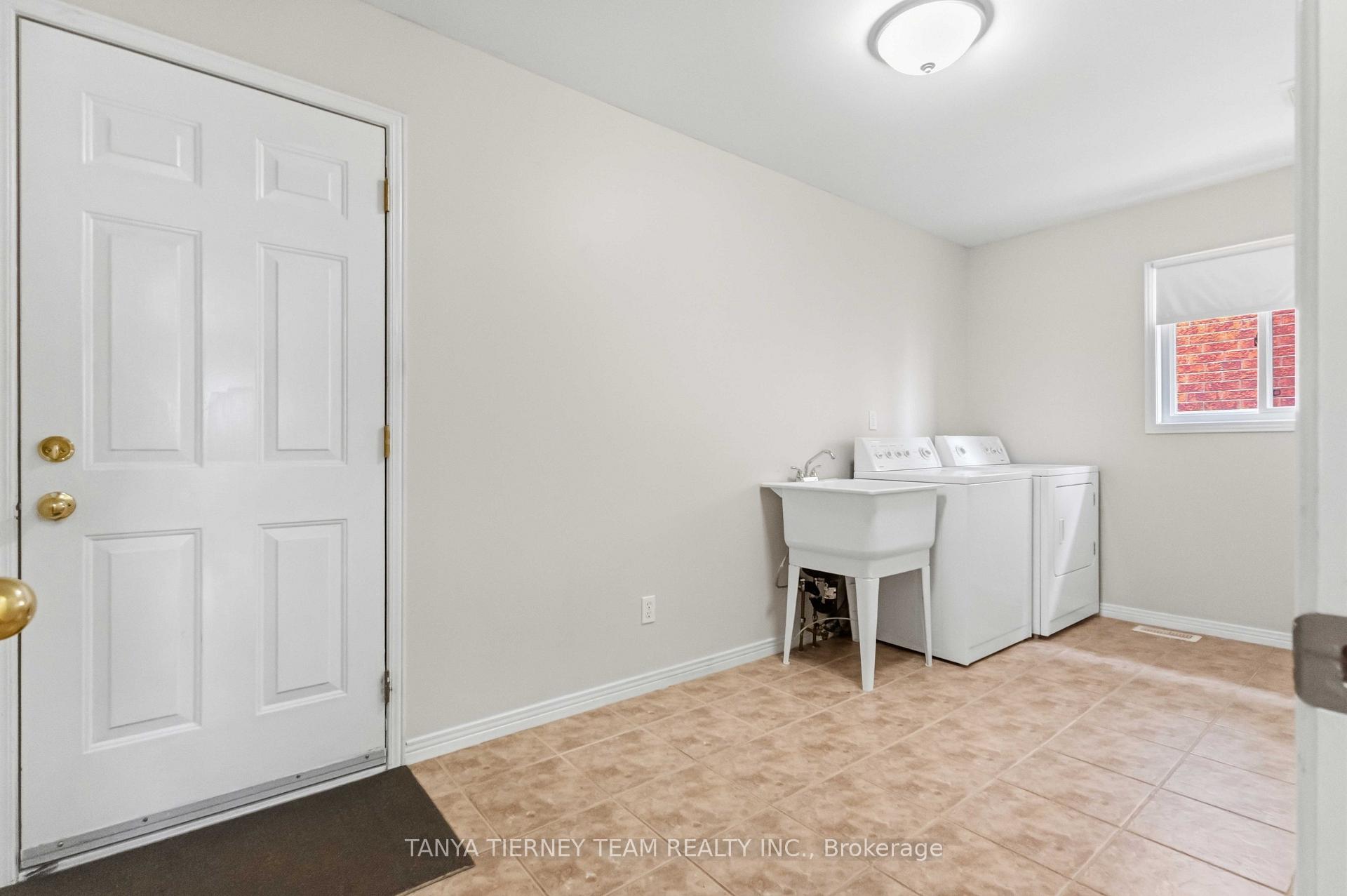 Photo 29 of 5 Padfield Drive, Clarington, Bowmanville — HOMEH