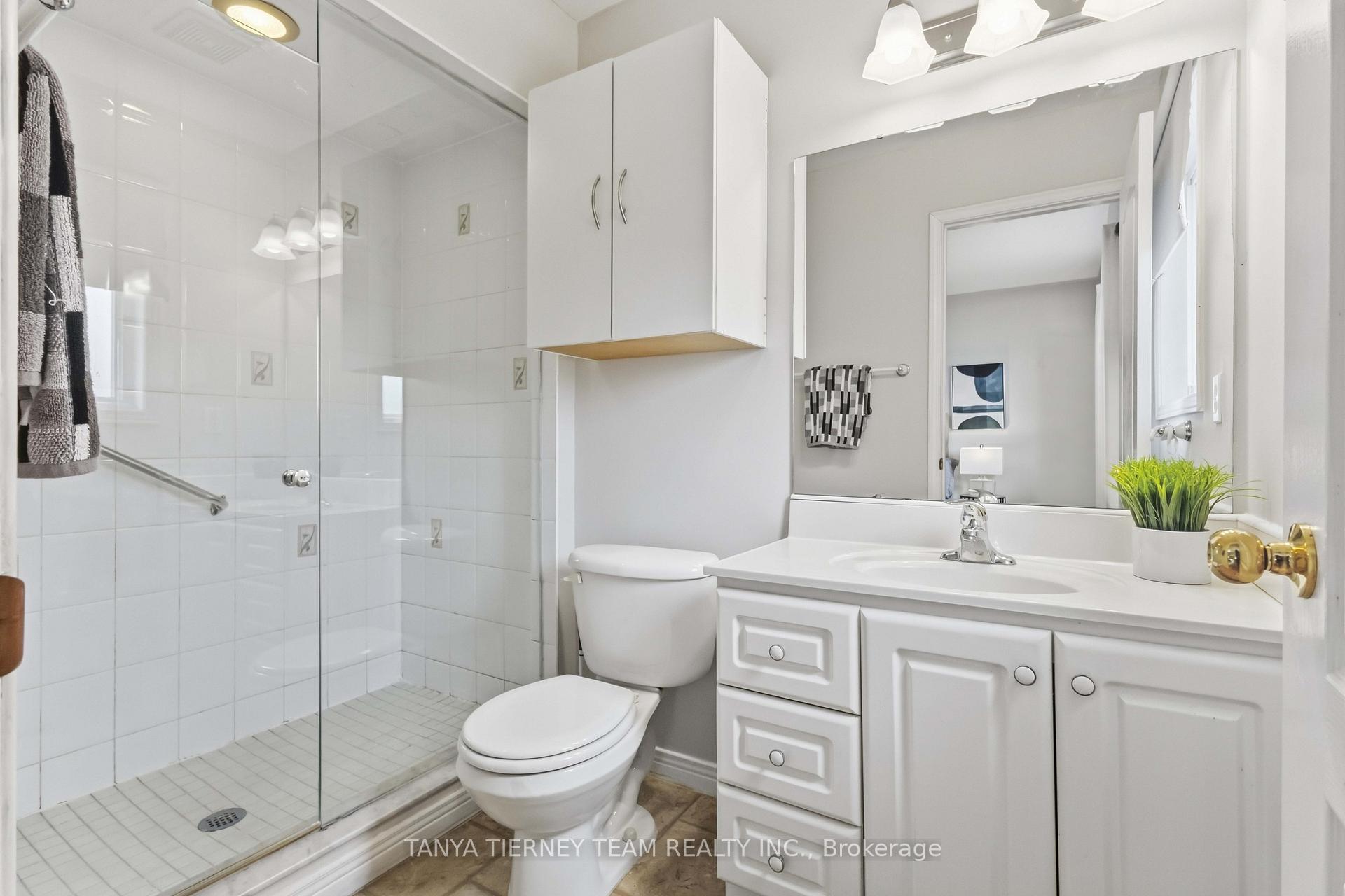 Photo 32 of 5 Padfield Drive, Clarington, Bowmanville — HOMEH