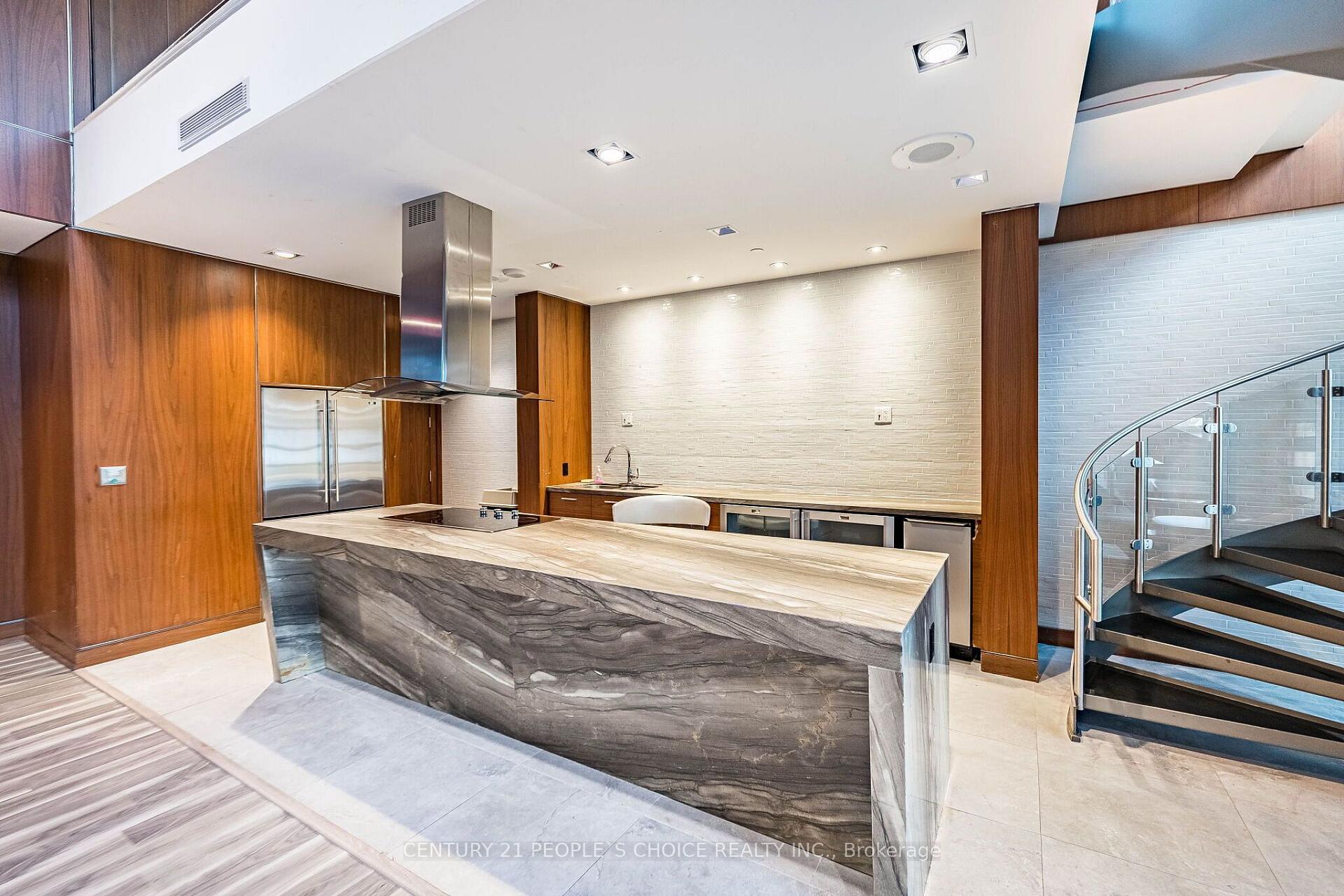 Photo 7 of Unit 1012, 205 Sherway Garden, Etobicoke, Islington-City Centre West — HOMEH
