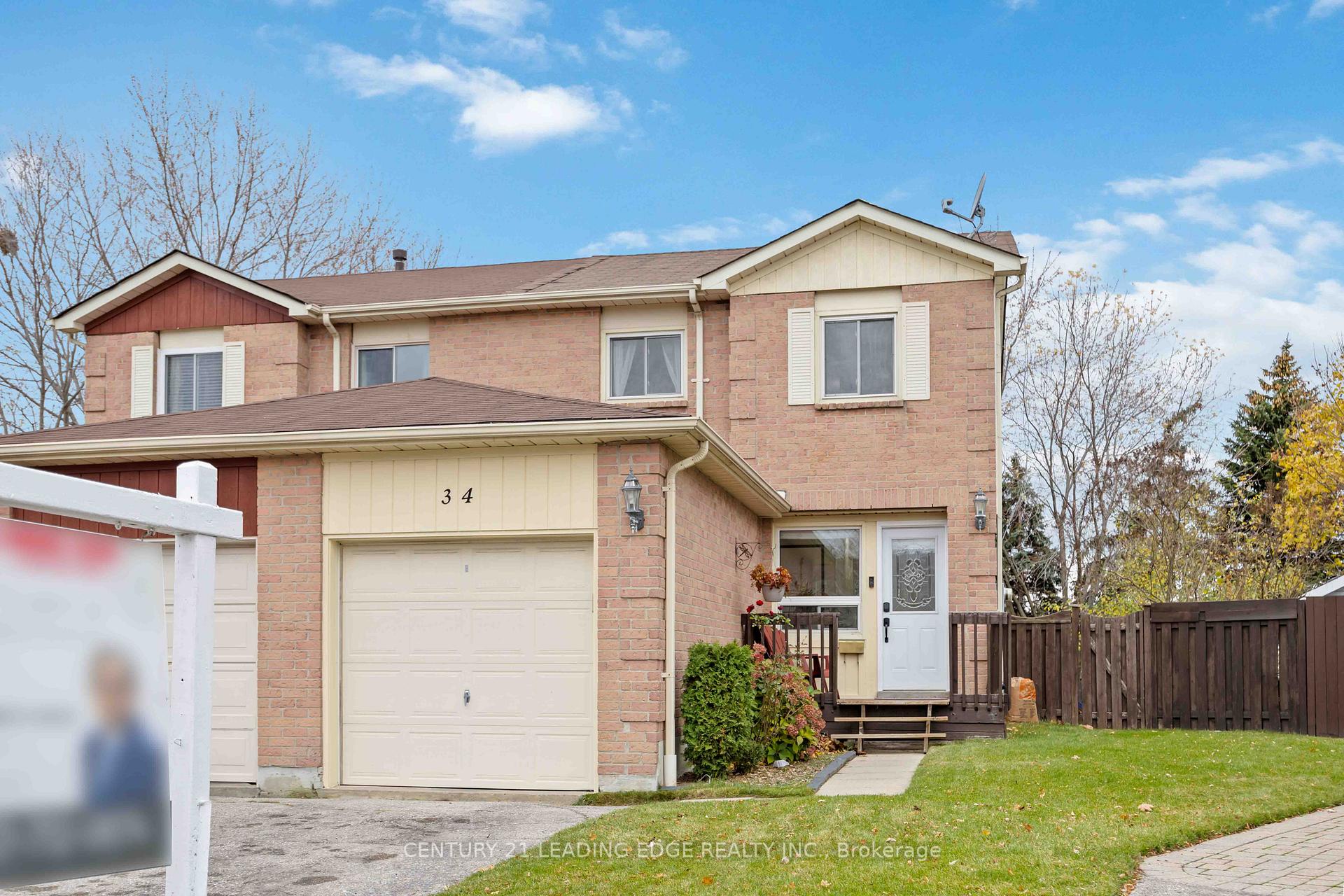 Photo 4 of 34 Tams Drive, Ajax, Central East — HOMEH