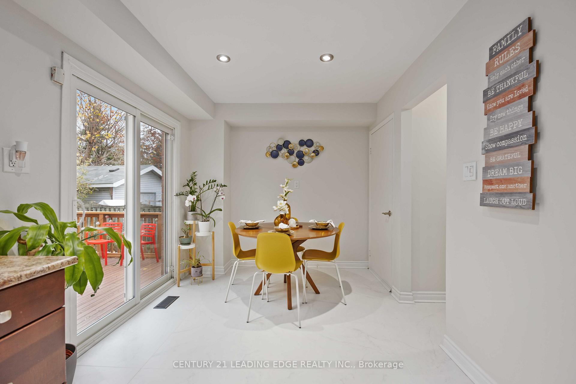 Photo 15 of 34 Tams Drive, Ajax, Central East — HOMEH