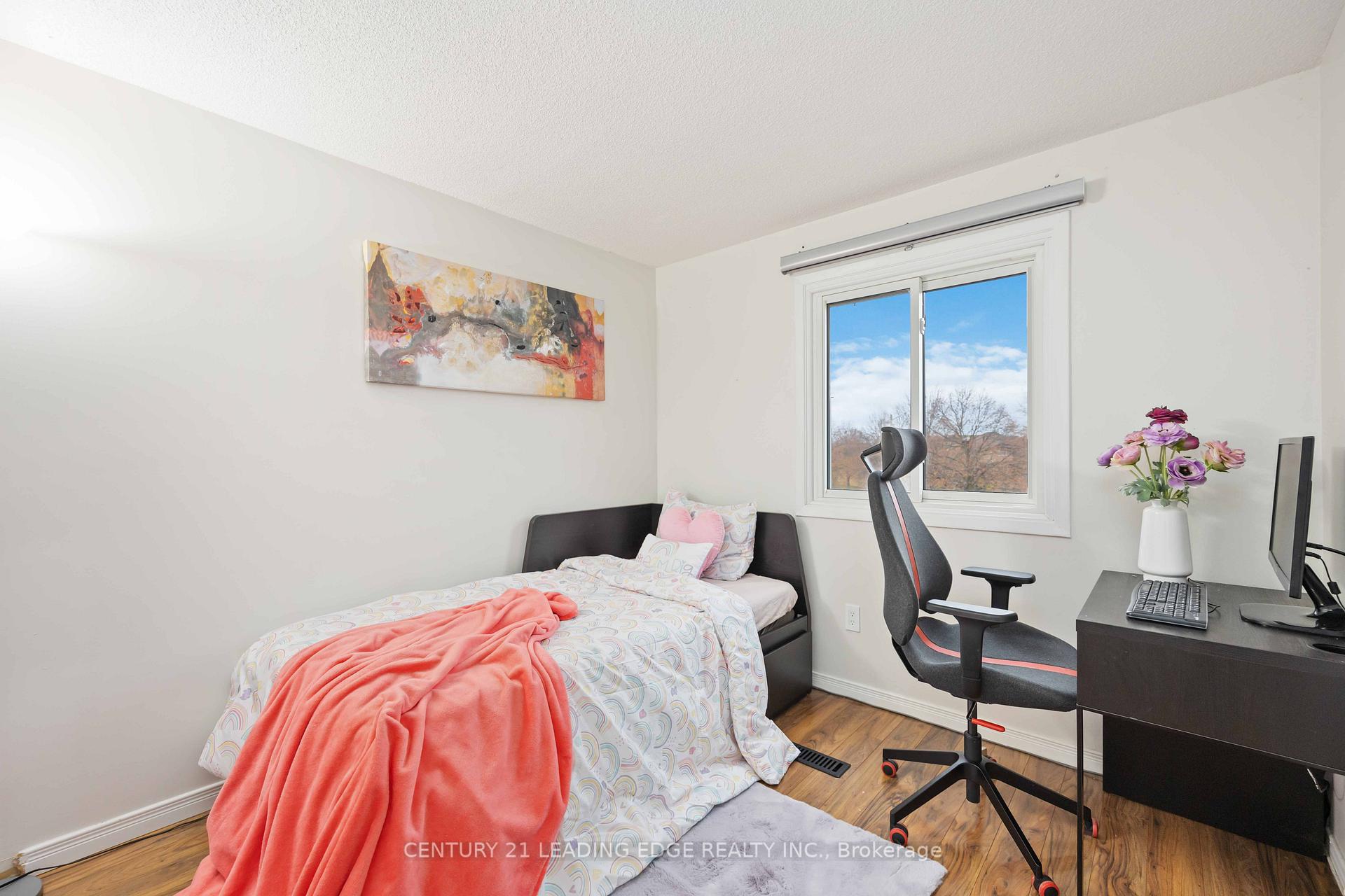 Photo 31 of 34 Tams Drive, Ajax, Central East — HOMEH