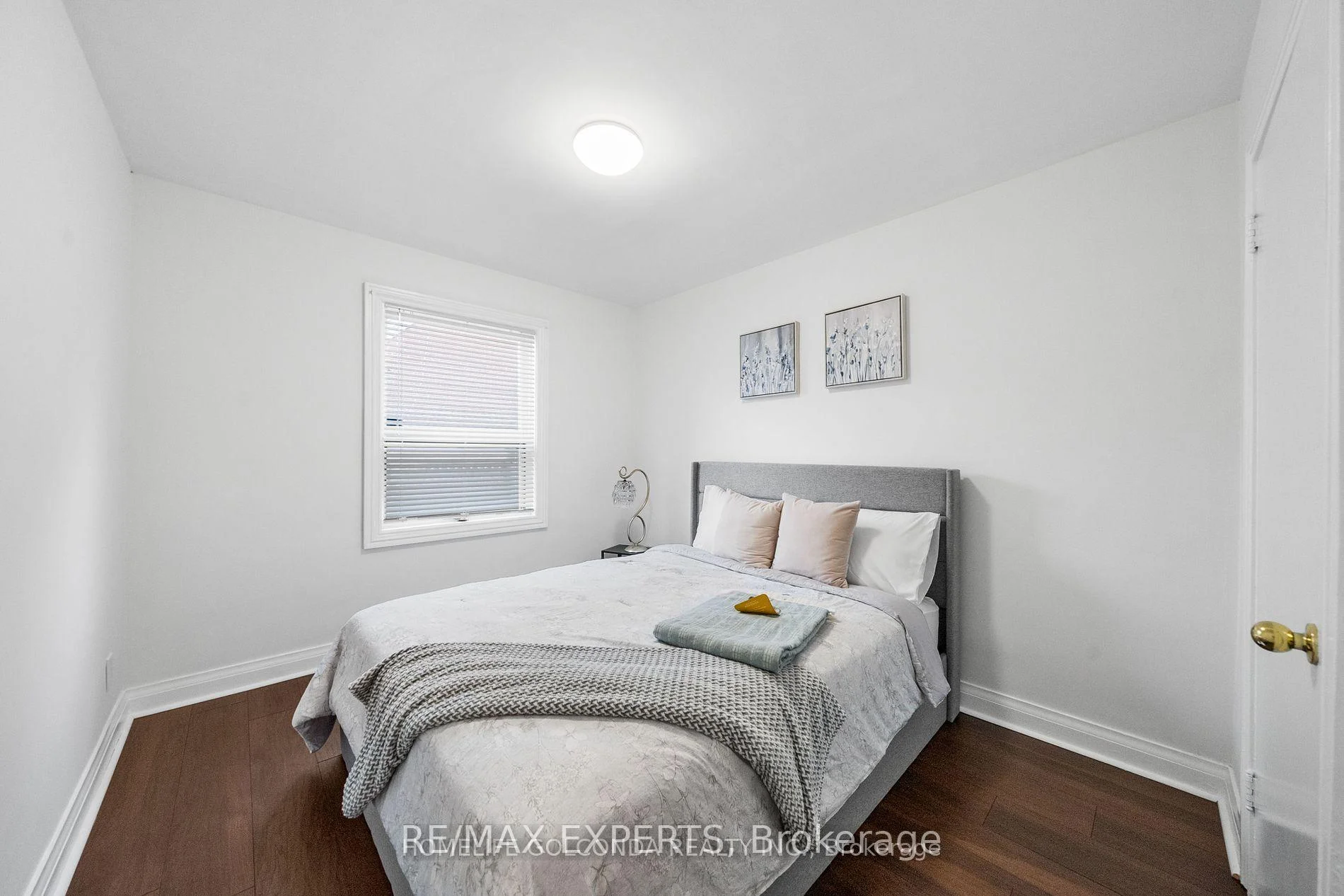 Photo 17 of 253 Bogert Avenue, North York, Lansing-Westgate — HOMEH