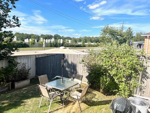 Photo 23 of 44 Senior Crescent, Cambridge, Fiddlesticks — HOMEH
