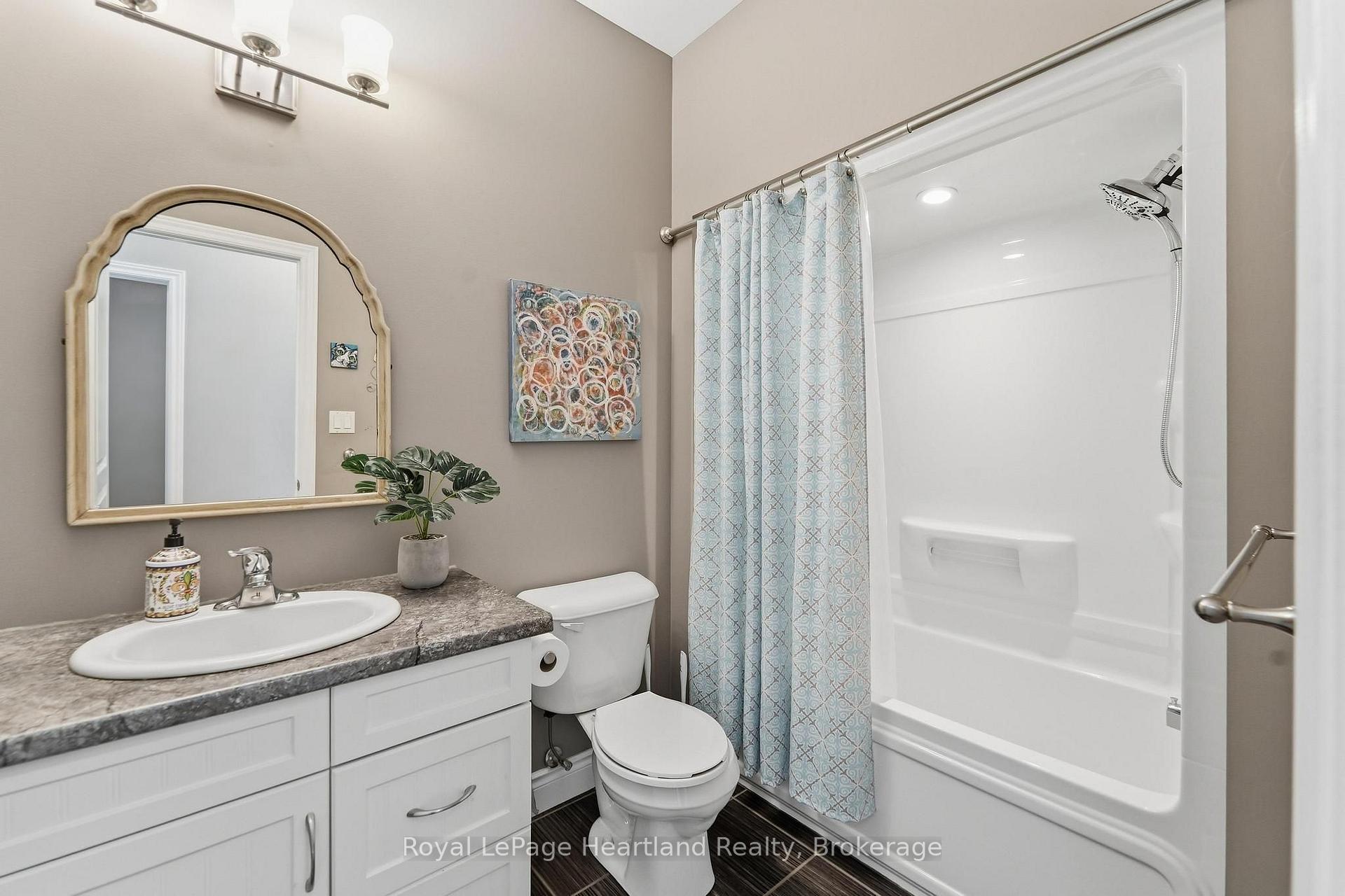 Photo 17 of 285 Darling Boulevard, South Huron, Exeter — HOMEH