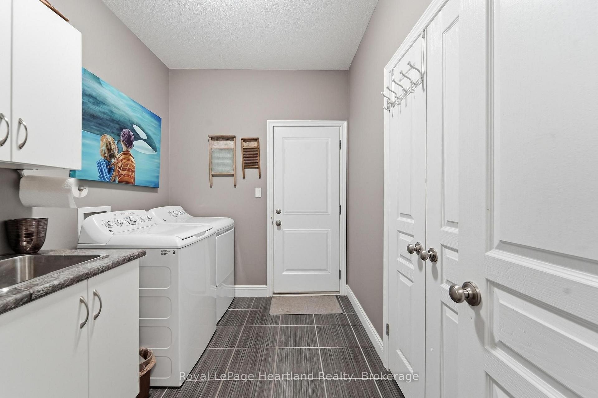 Photo 20 of 285 Darling Boulevard, South Huron, Exeter — HOMEH