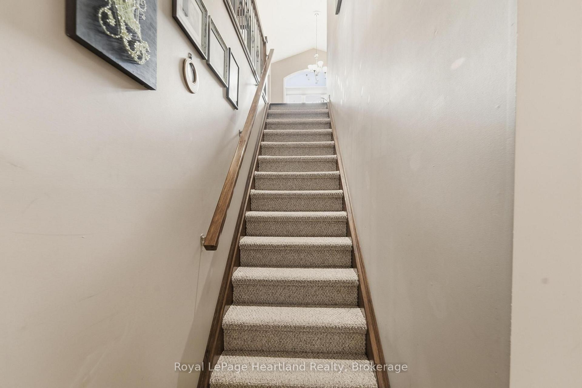 Photo 27 of 285 Darling Boulevard, South Huron, Exeter — HOMEH