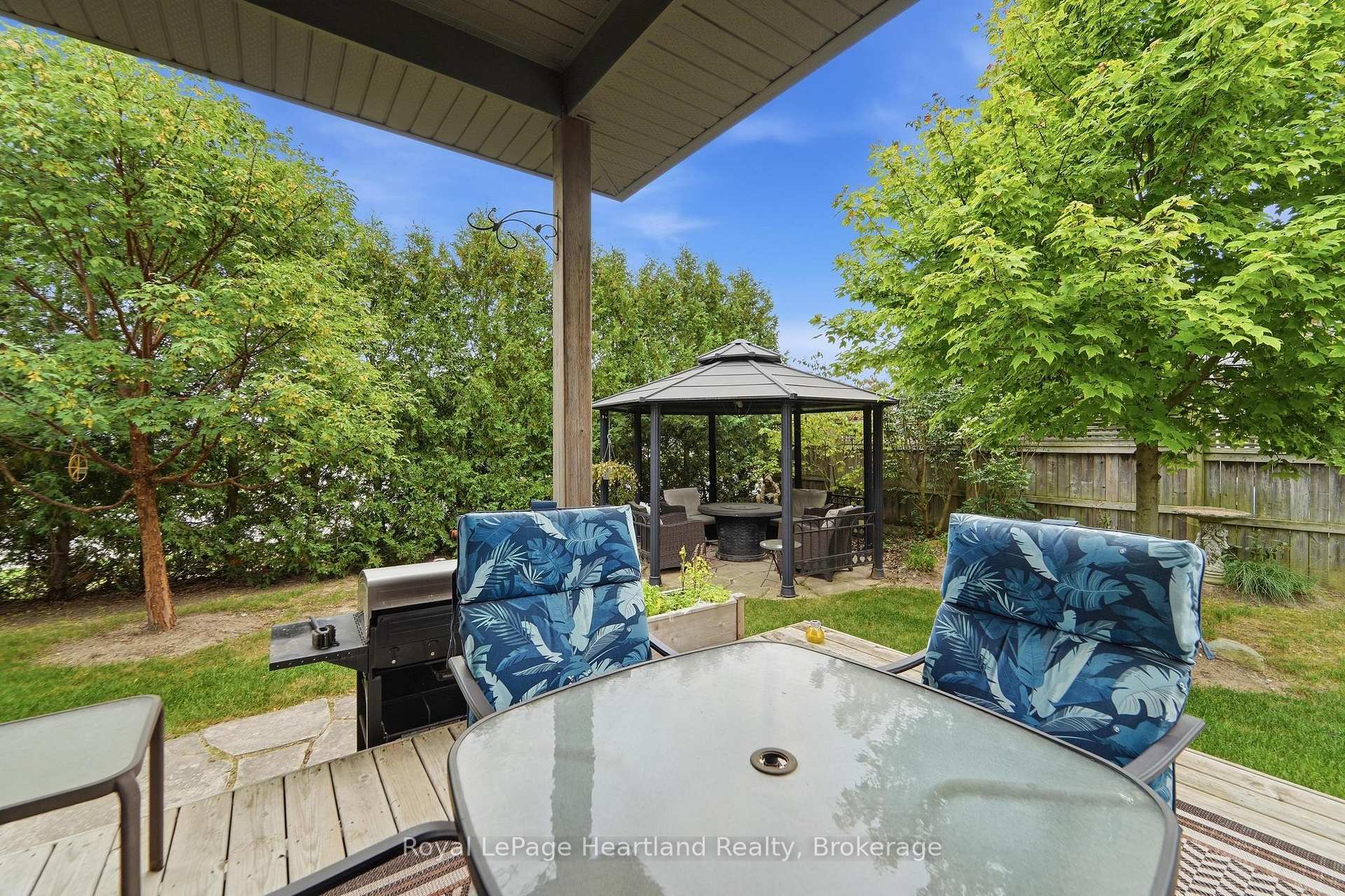Photo 38 of 285 Darling Boulevard, South Huron, Exeter — HOMEH