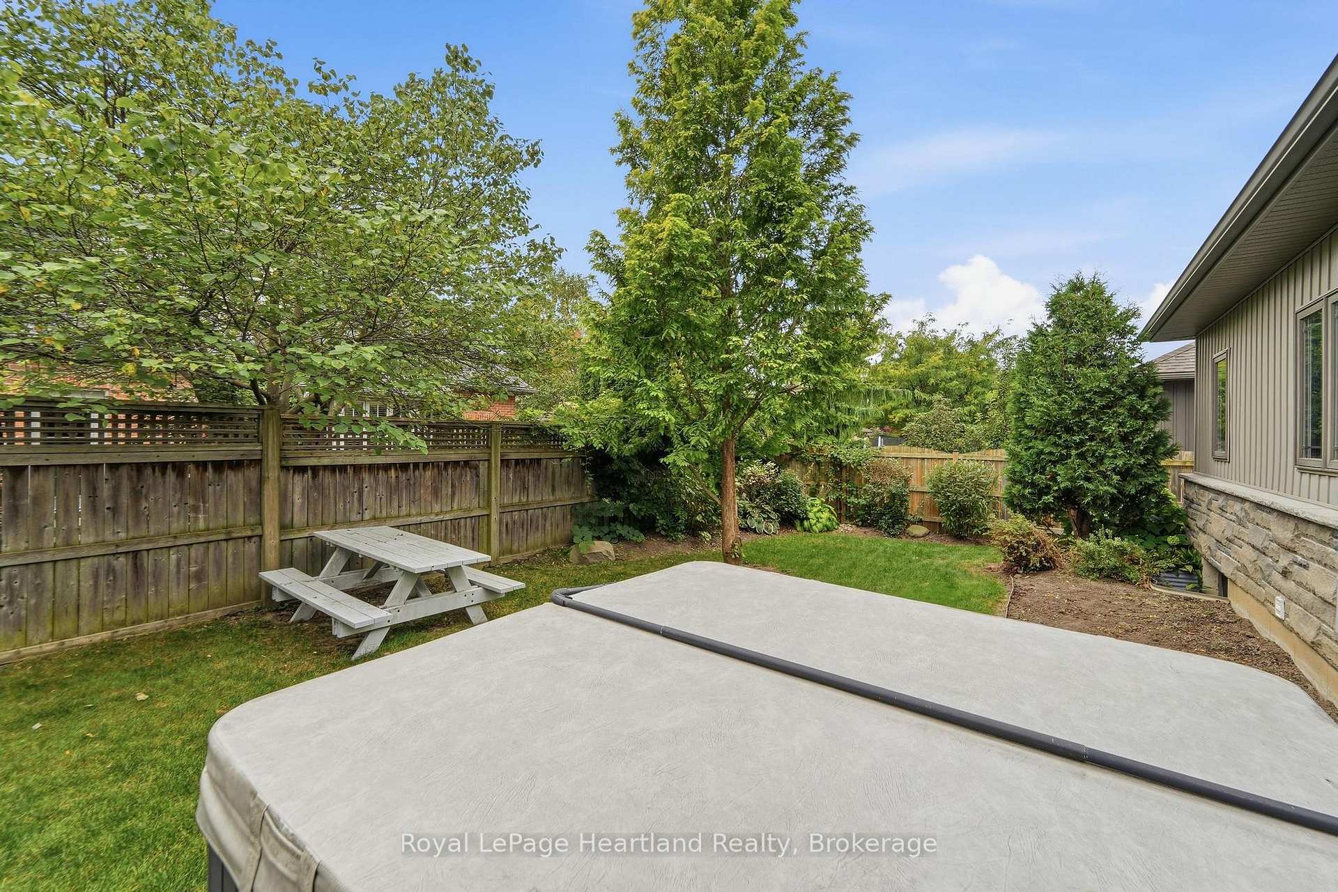 Photo 39 of 285 Darling Boulevard, South Huron, Exeter — HOMEH