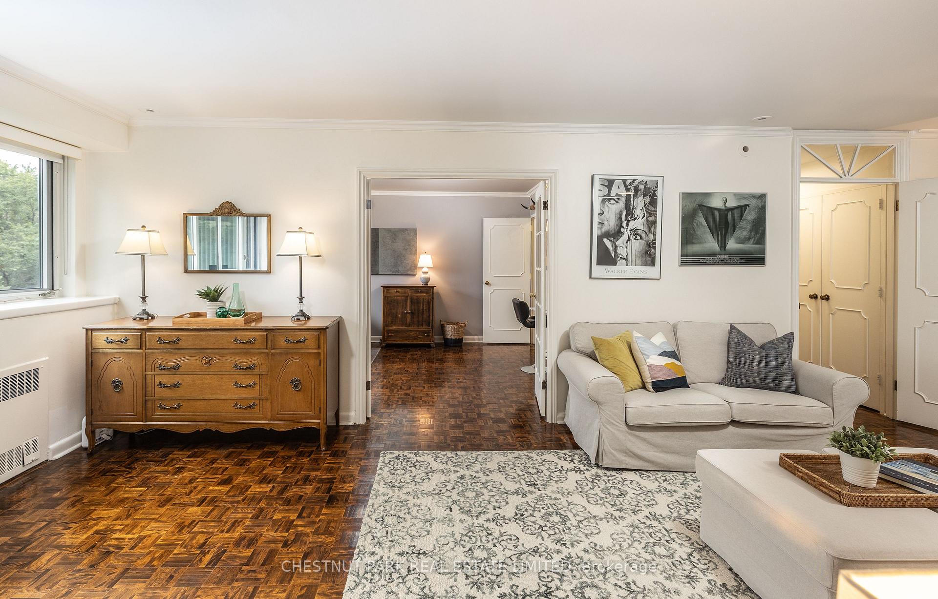 Photo 11 of Unit 802, 120 Rosedale Valley Road, Toronto, Rosedale-Moore Park — HOMEH
