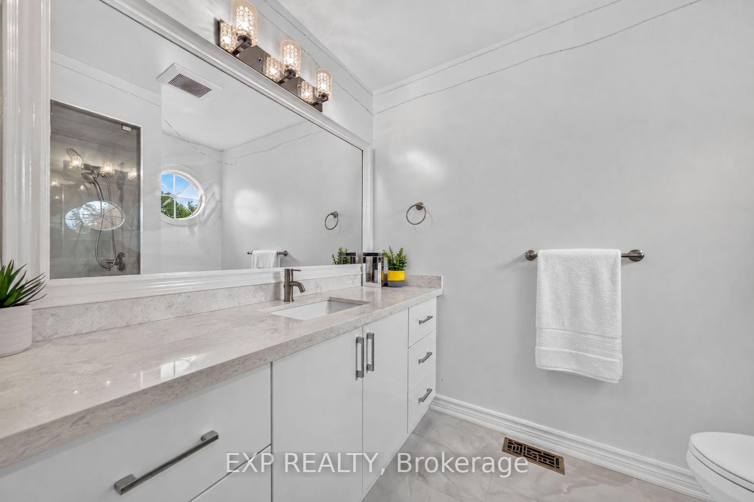 Photo 87 of 785 Quantra Crescent, Newmarket, Stonehaven-Wyndham — HOMEH