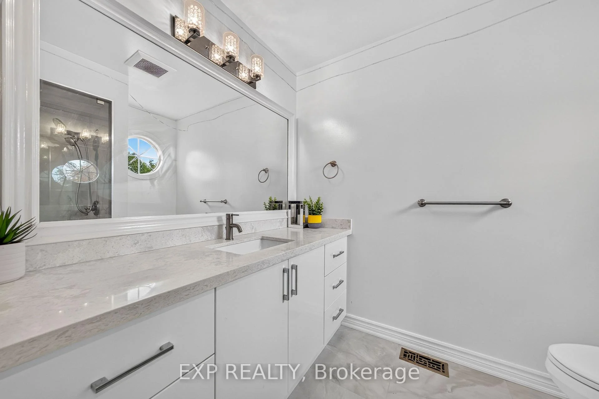 Photo 90 of 785 Quantra Crescent, Newmarket, Stonehaven-Wyndham — HOMEH