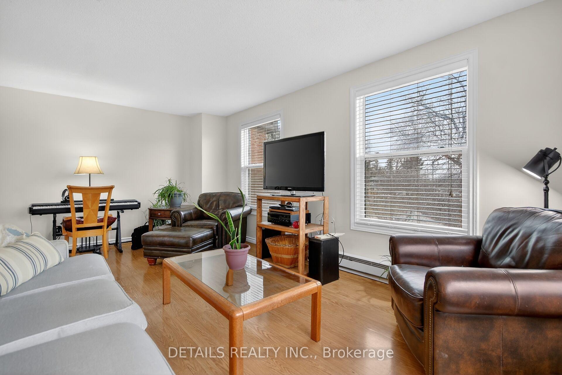 Photo 12 of 40 Appleby Private, Ottawa, Carleton Heights — HOMEH
