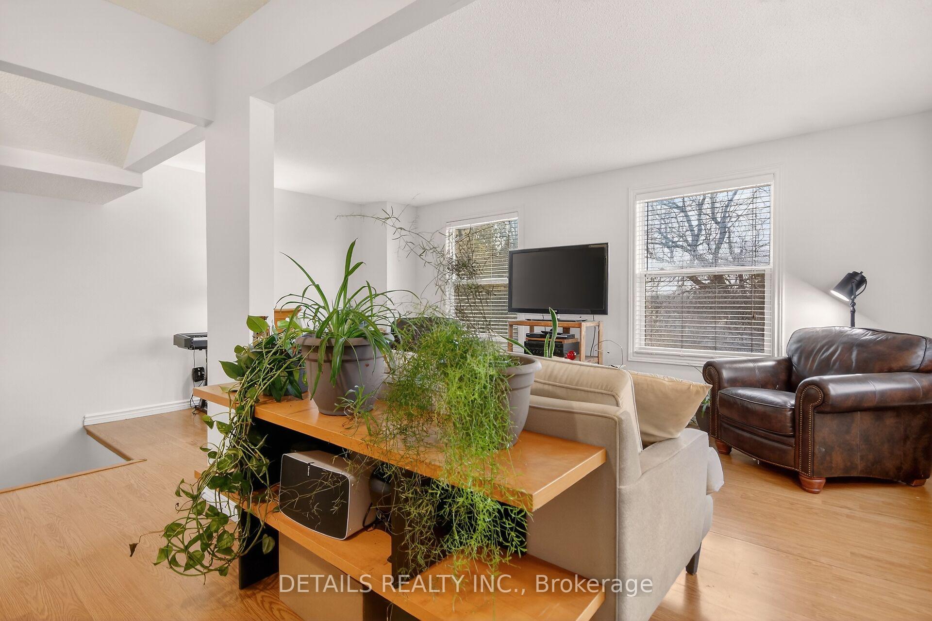 Photo 13 of 40 Appleby Private, Ottawa, Carleton Heights — HOMEH
