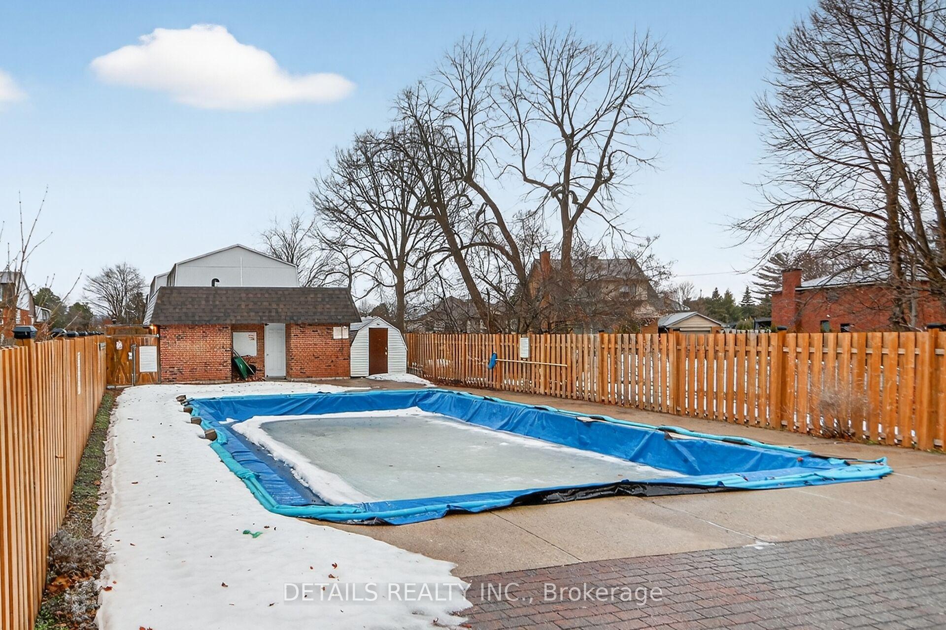 Photo 35 of 40 Appleby Private, Ottawa, Carleton Heights — HOMEH
