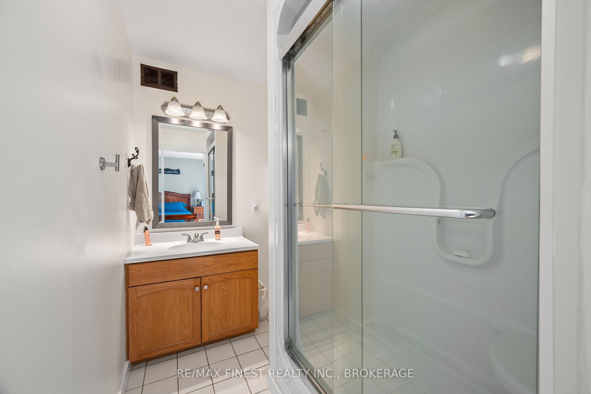 Photo 22 of 2442 Keeley Road, Frontenac, Frontenac South — HOMEH