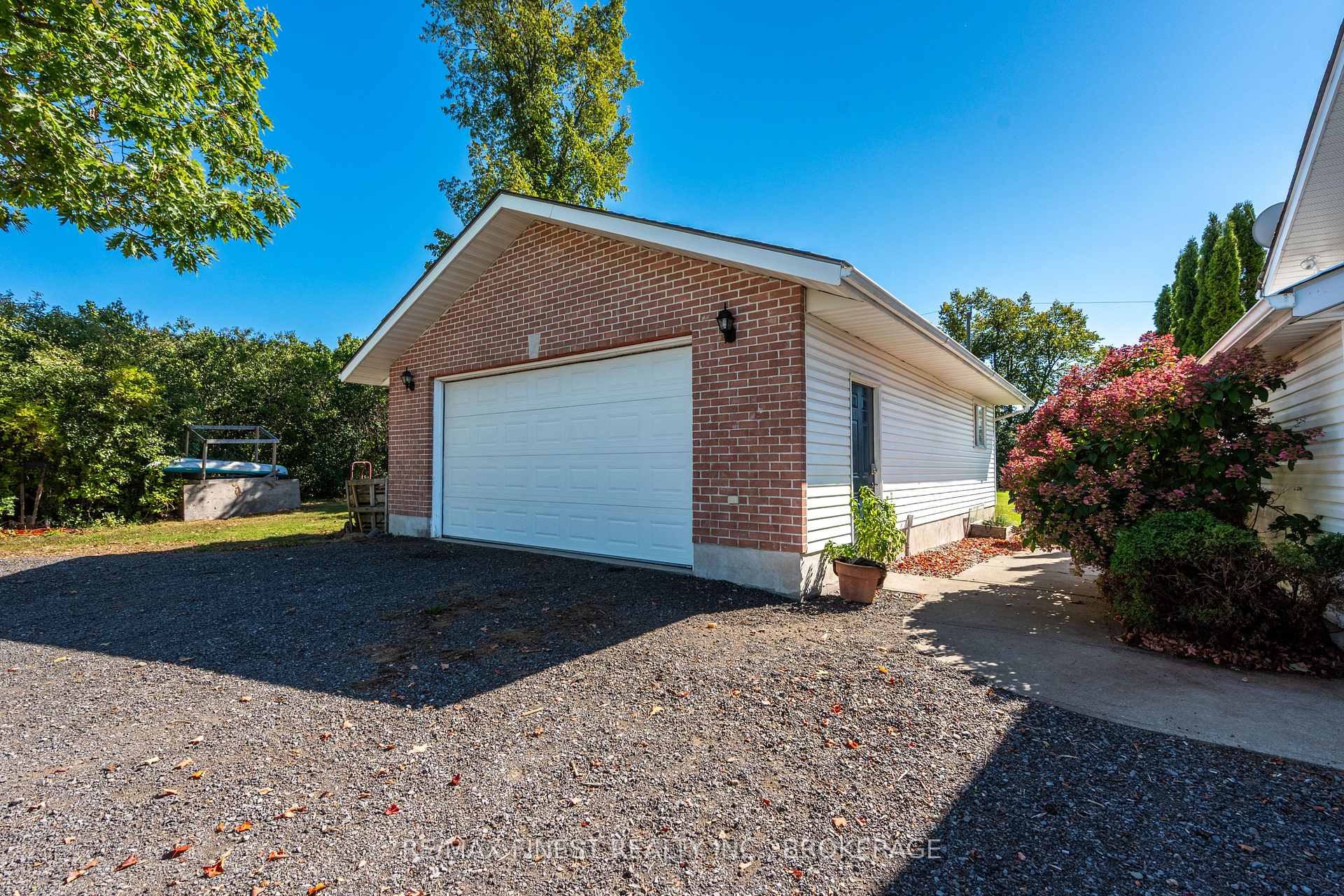 Photo 36 of 2442 Keeley Road, Frontenac, Frontenac South — HOMEH