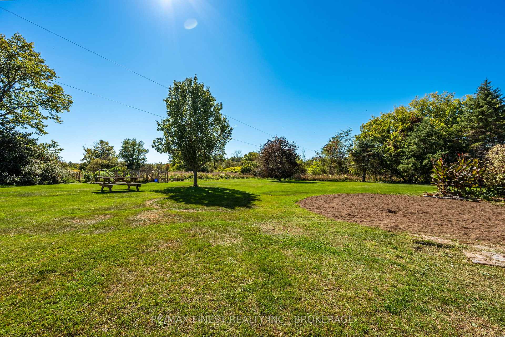 Photo 41 of 2442 Keeley Road, Frontenac, Frontenac South — HOMEH