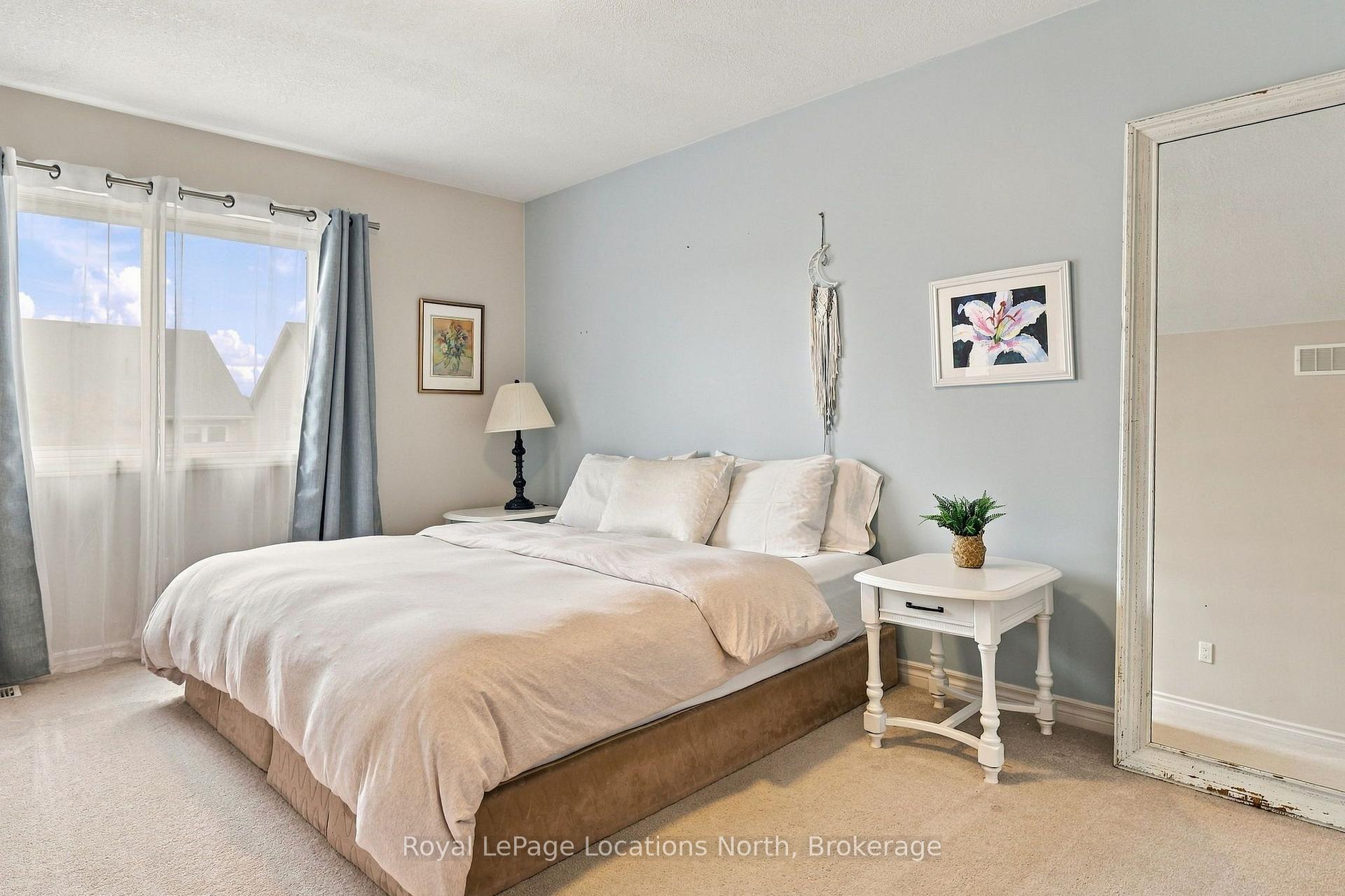 Photo 19 of 15 Kayla Crescent, Collingwood — HOMEH