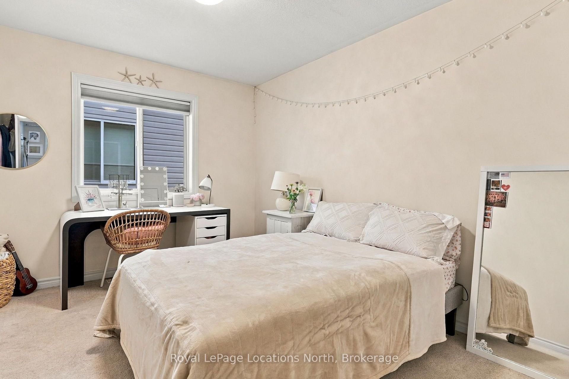 Photo 23 of 15 Kayla Crescent, Collingwood — HOMEH