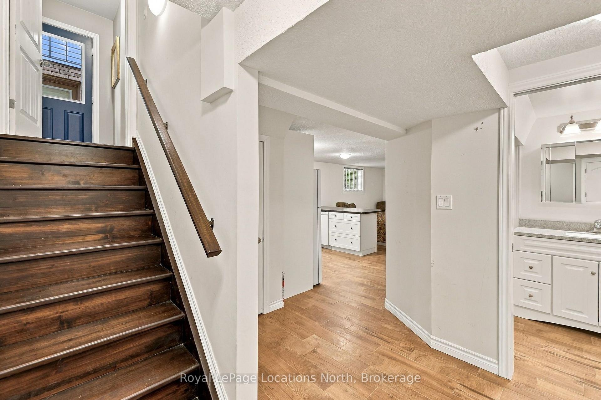 Photo 30 of 15 Kayla Crescent, Collingwood — HOMEH