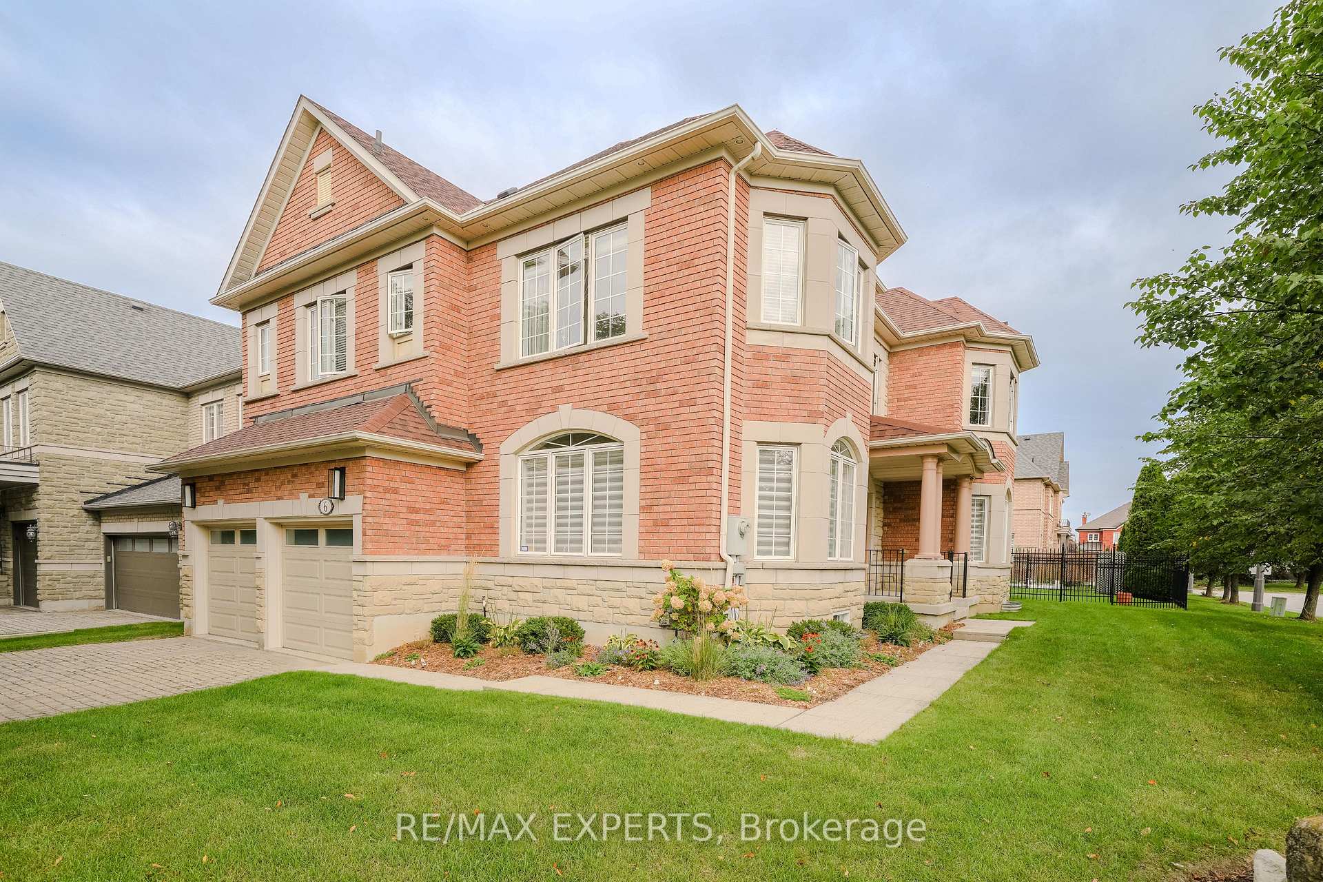 Photo 5 of 6 Elyssa Drive, Richmond Hill, Bayview Hill — HOMEH