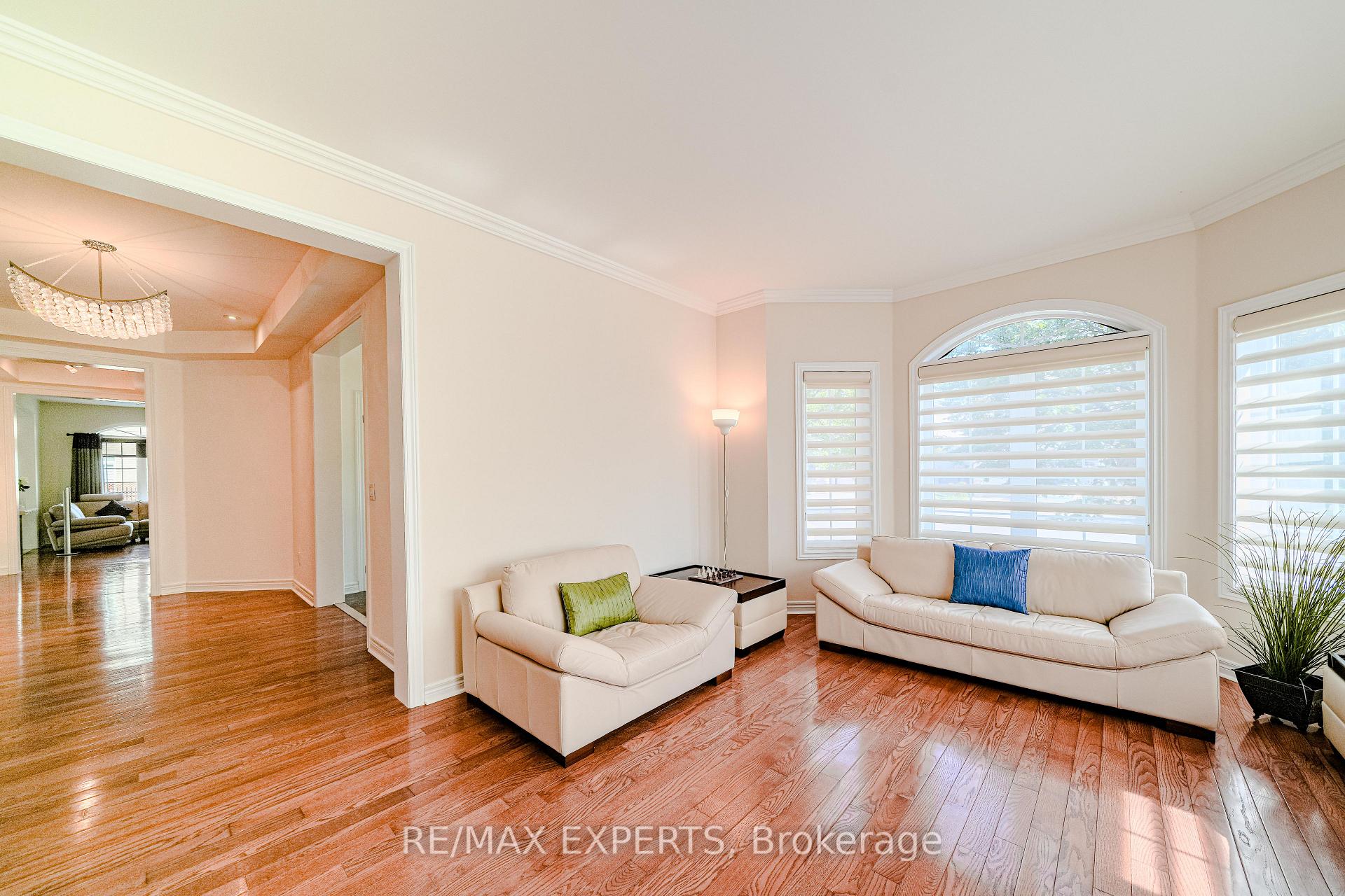 Photo 8 of 6 Elyssa Drive, Richmond Hill, Bayview Hill — HOMEH