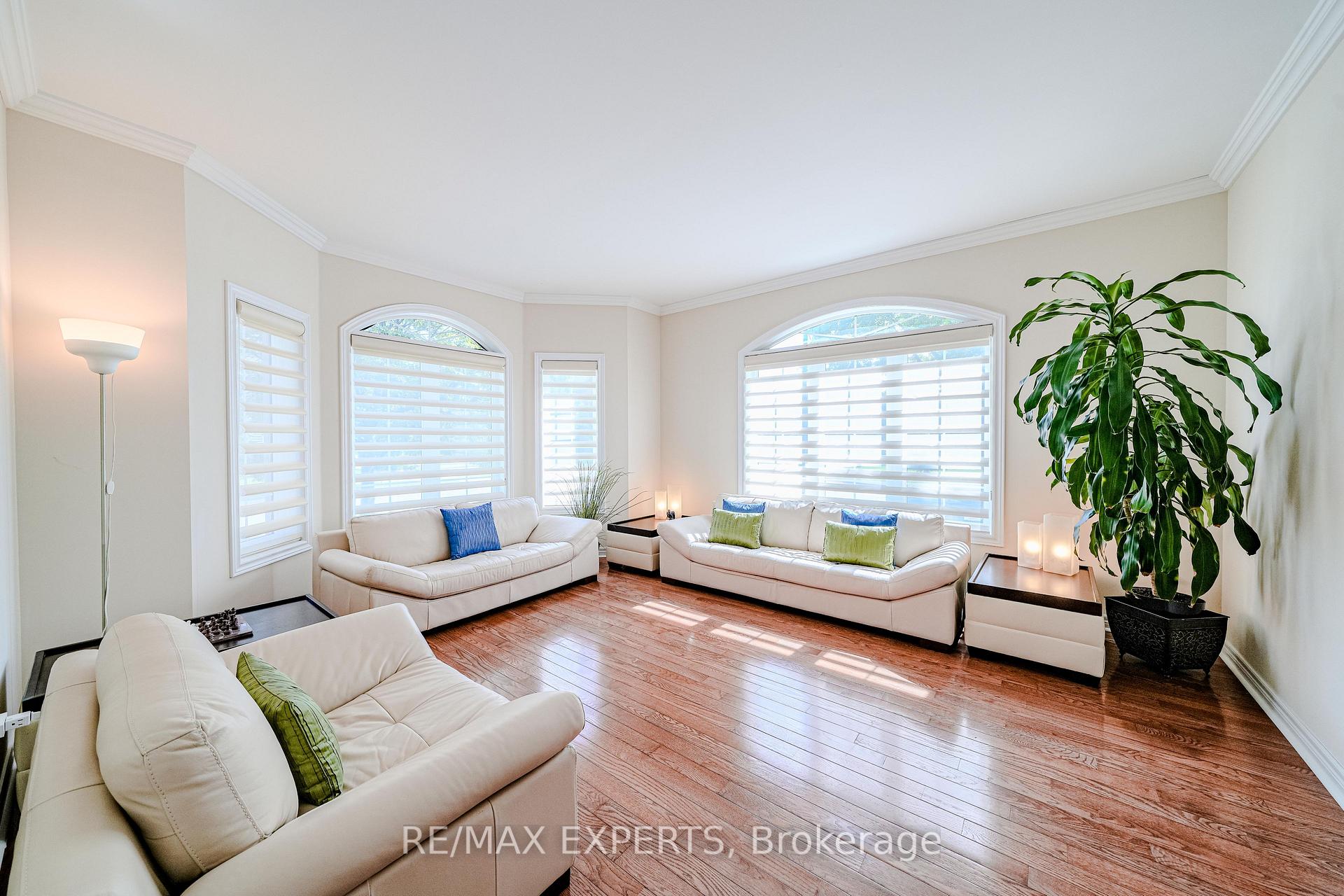 Photo 9 of 6 Elyssa Drive, Richmond Hill, Bayview Hill — HOMEH