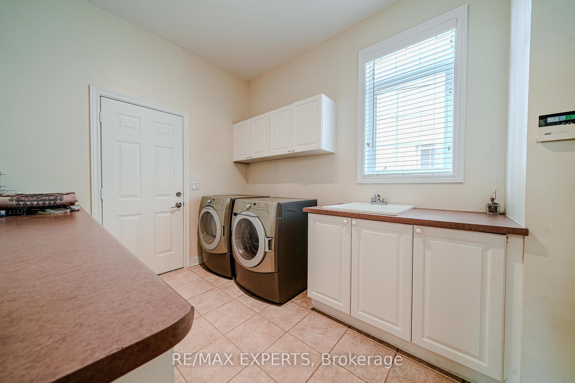 Photo 21 of 6 Elyssa Drive, Richmond Hill, Bayview Hill — HOMEH