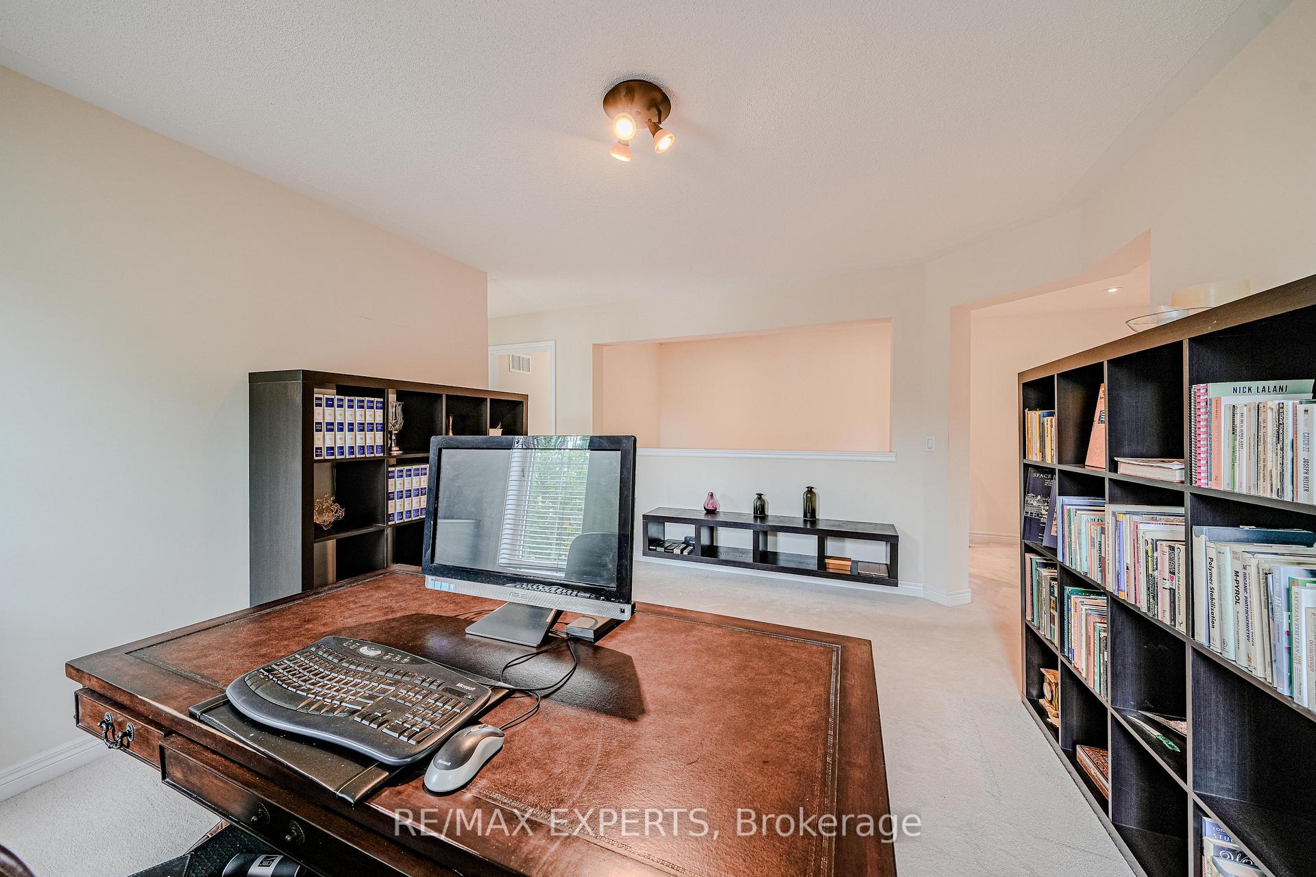 Photo 24 of 6 Elyssa Drive, Richmond Hill, Bayview Hill — HOMEH