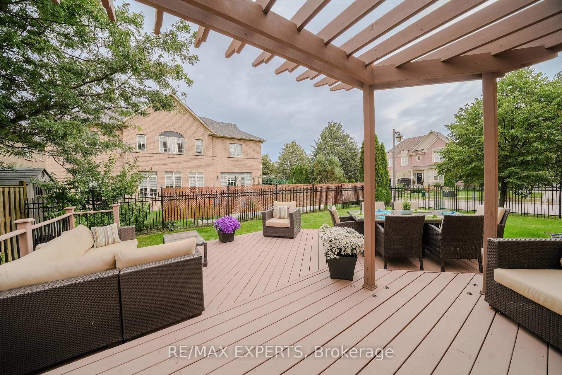 Photo 48 of 6 Elyssa Drive, Richmond Hill, Bayview Hill — HOMEH