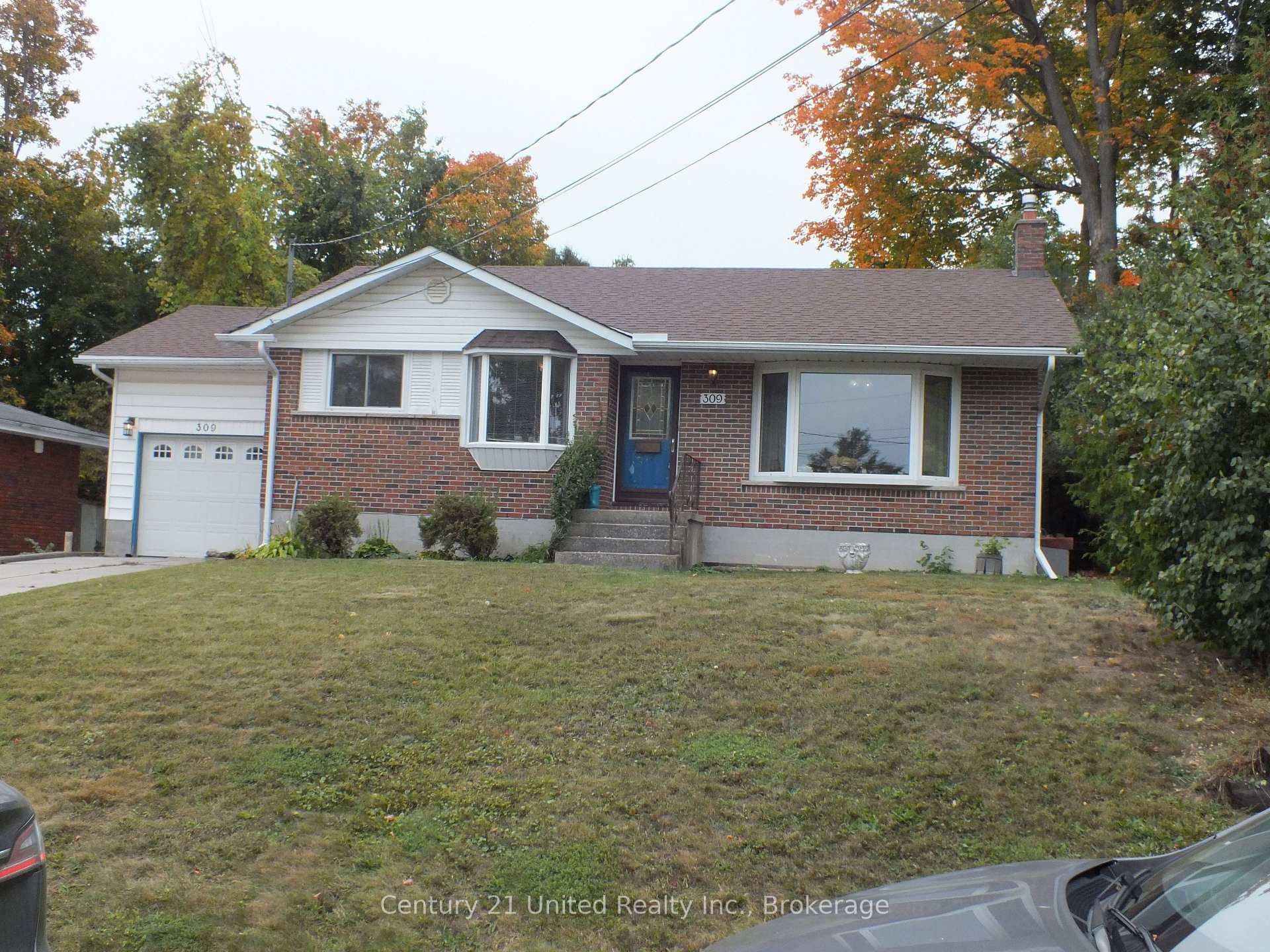 Photo of 309 Lindan Avenue