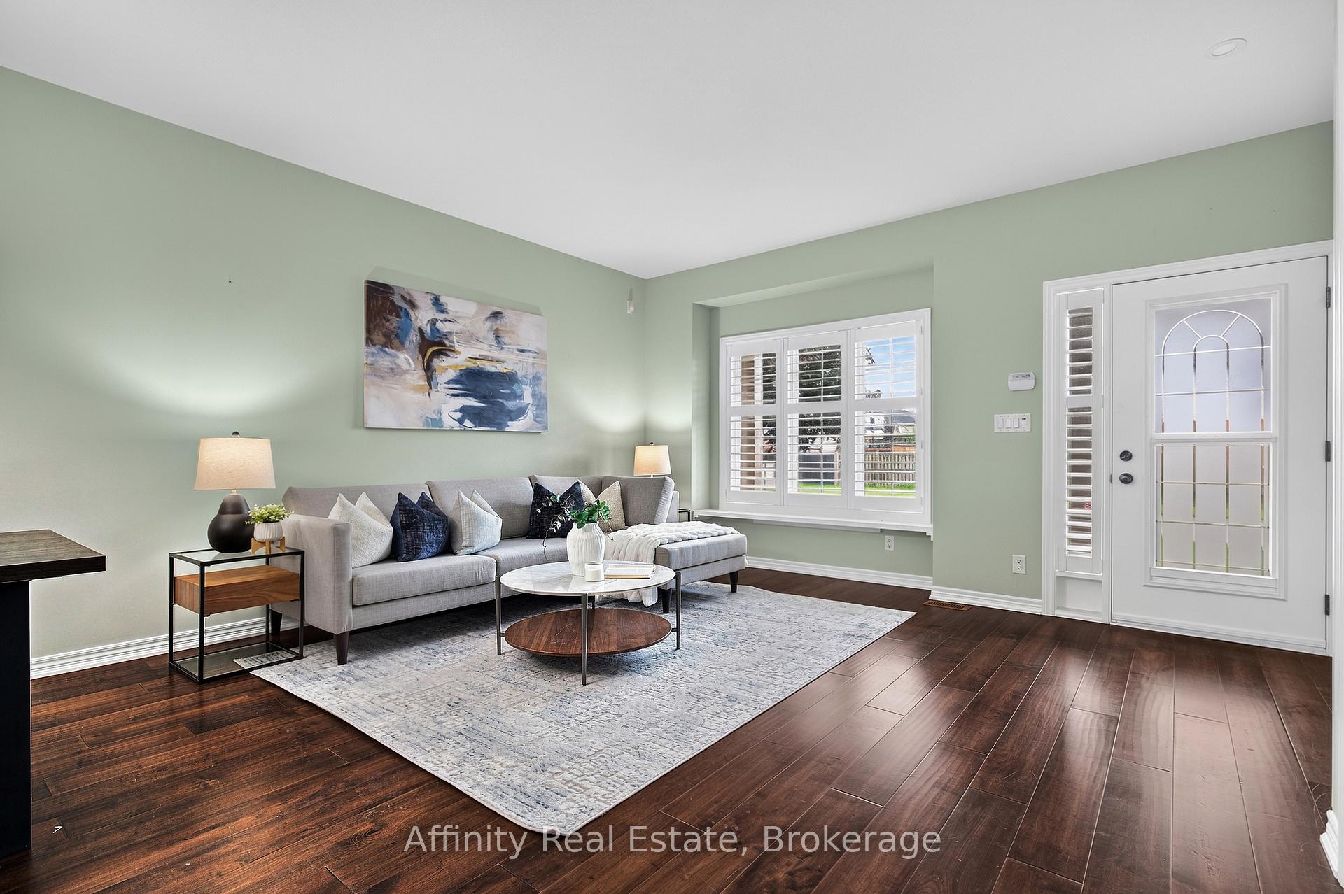 Photo 5 of 26 Welstead Drive, St. Catharines, Rykert/Vansickle — HOMEH
