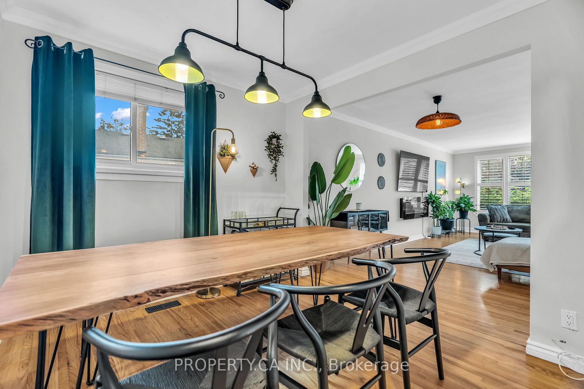 Photo 13 of 833 Krosno Boulevard, Pickering, Bay Ridges — HOMEH
