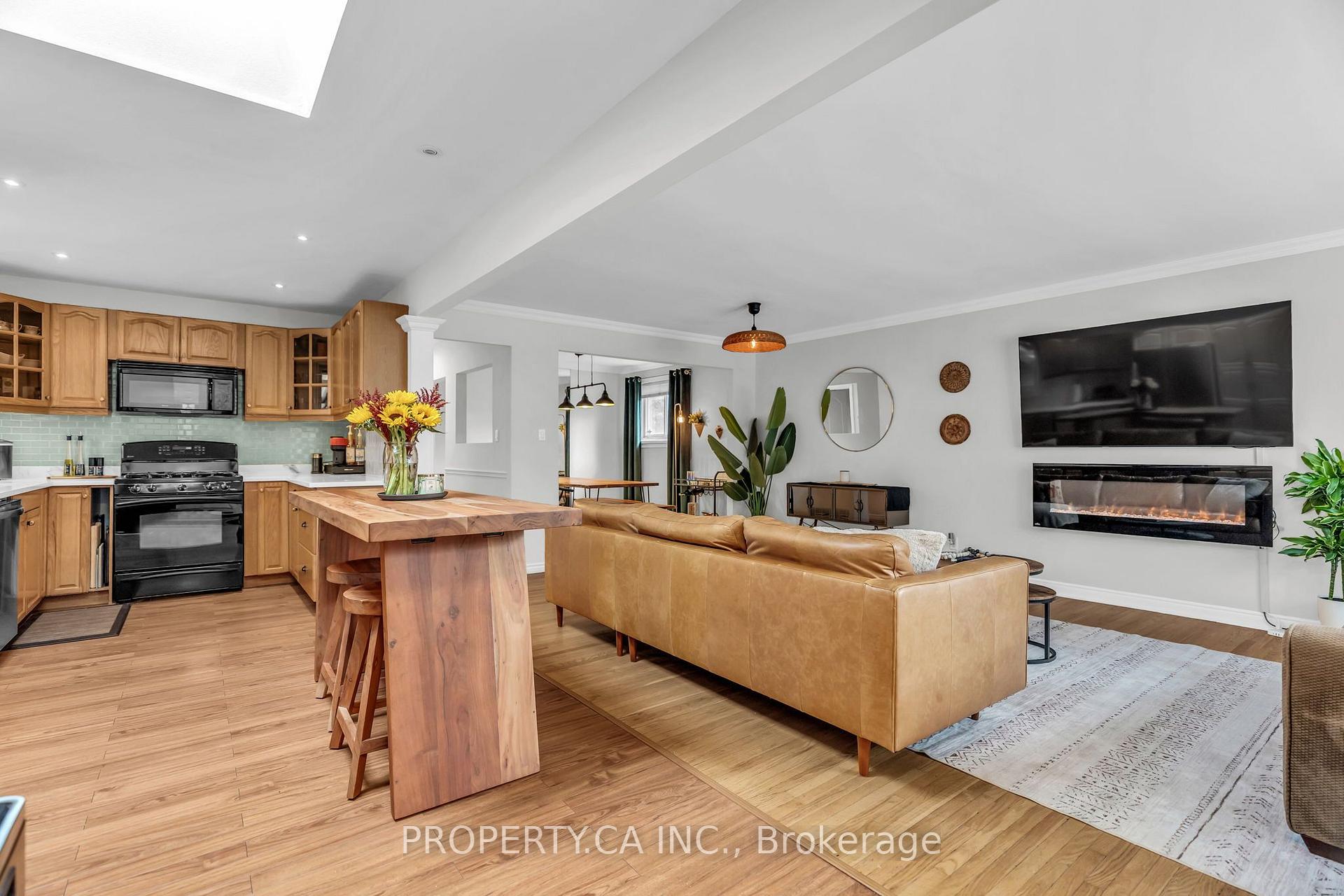 Photo 20 of 833 Krosno Boulevard, Pickering, Bay Ridges — HOMEH