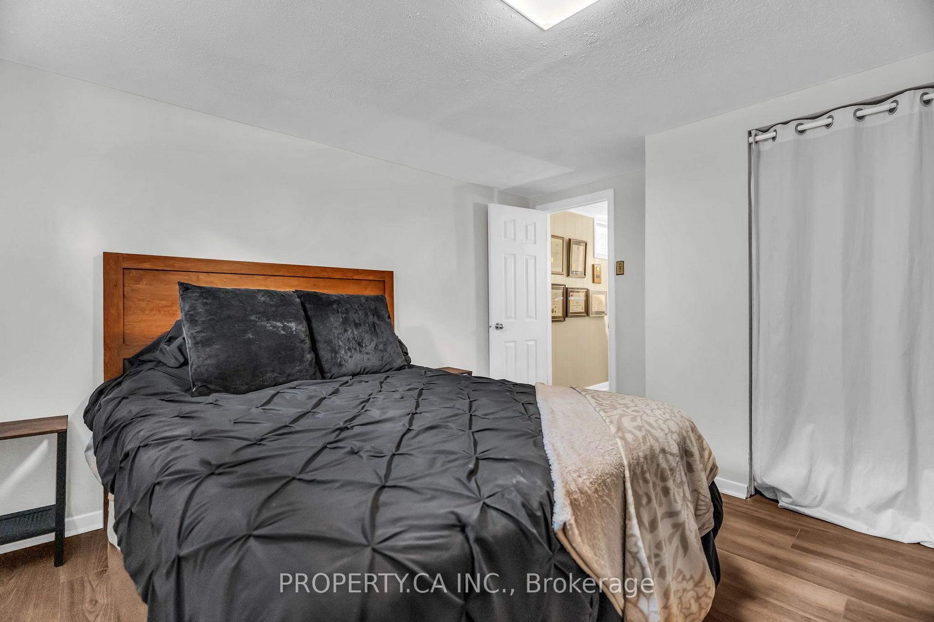 Photo 33 of 833 Krosno Boulevard, Pickering, Bay Ridges — HOMEH