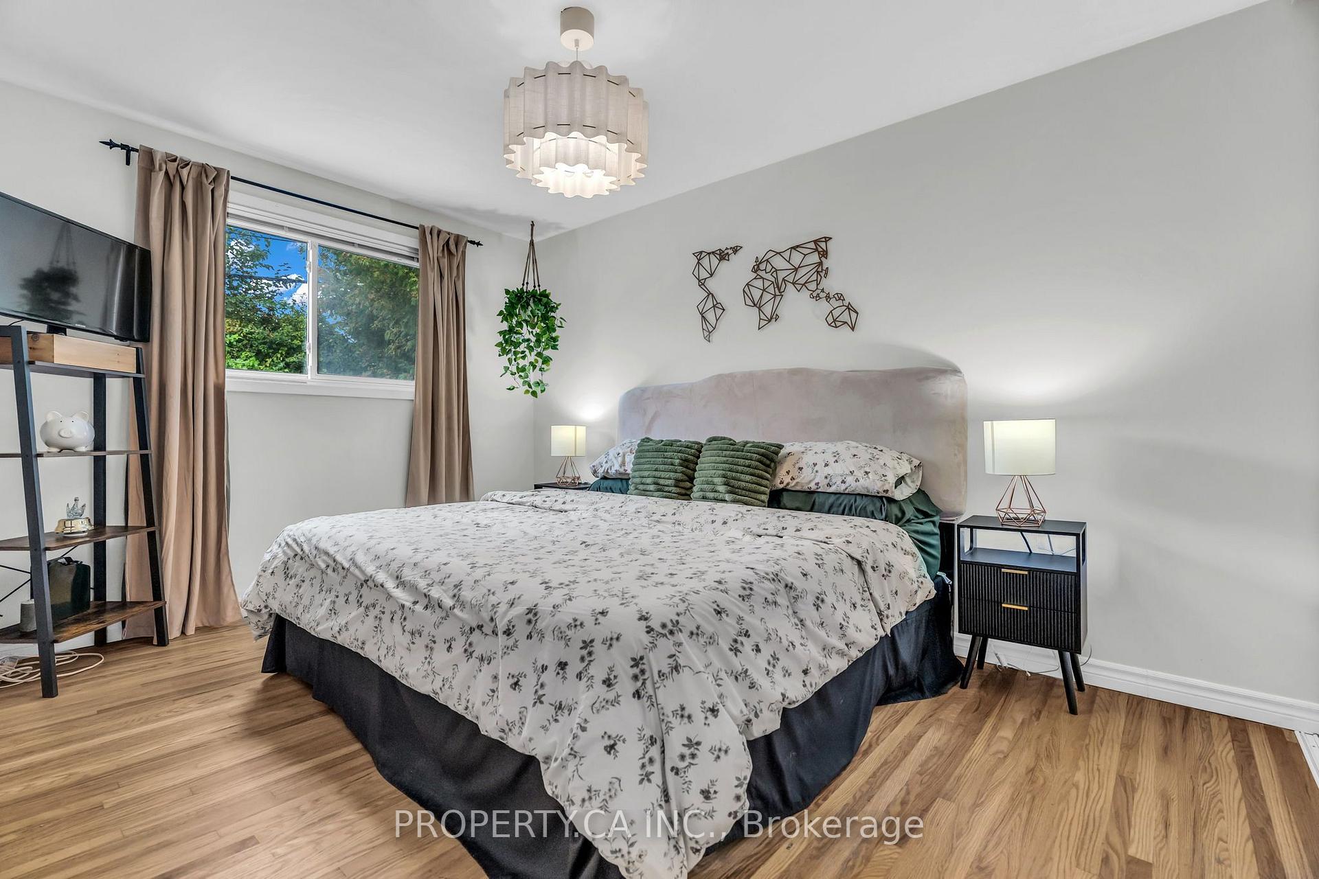 Photo 23 of 833 Krosno Boulevard, Pickering, Bay Ridges — HOMEH