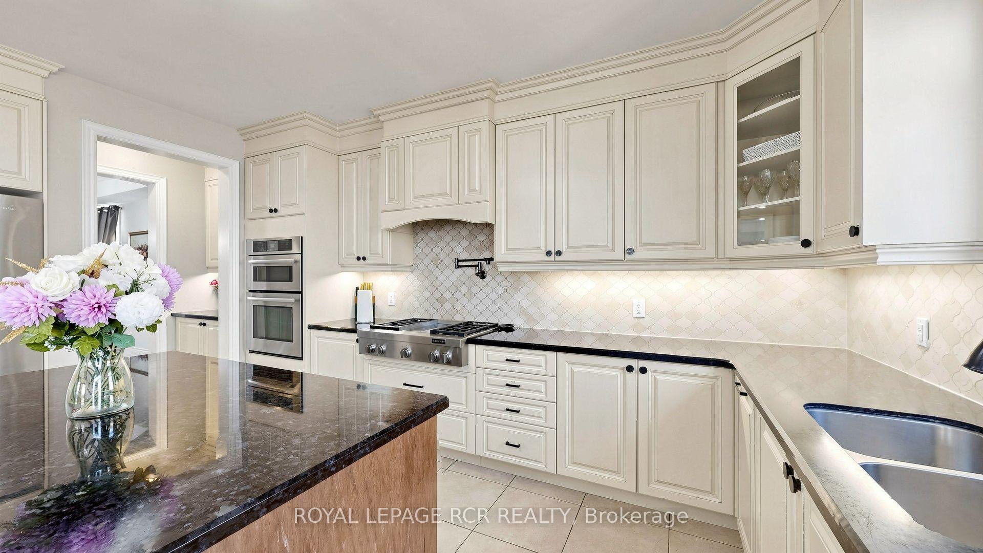 Photo 16 of 30 Fairmont Ridge Trail, King, Nobleton — HOMEH